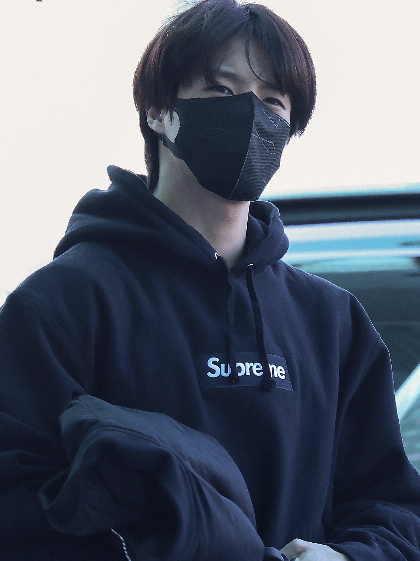 Supreme Inside Out Box Logo Hooded Sweatshirt Black - 23SS 착용 스타일