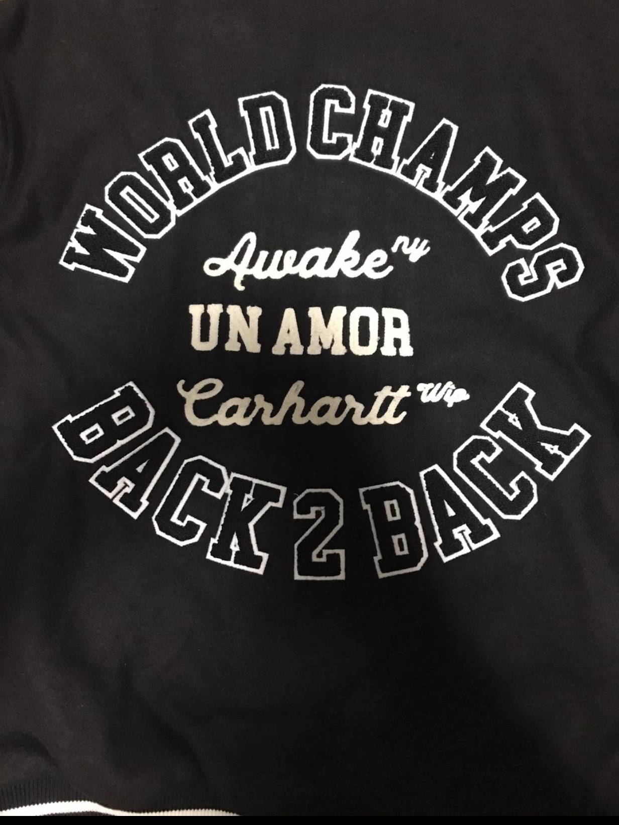 Carhartt WIP x Awake NY Teddy Jacket Black 착용 스타일 - 2