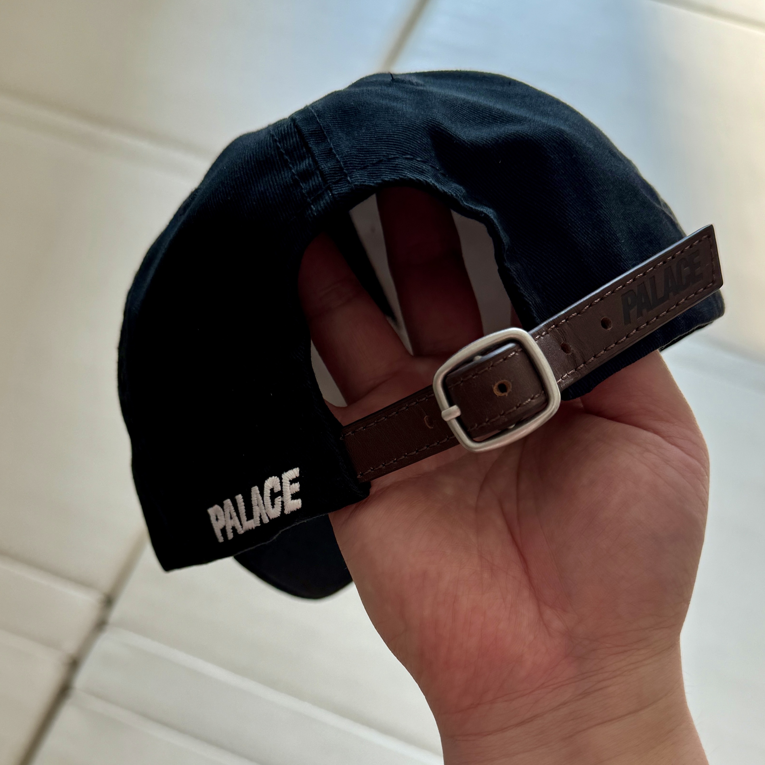 Palace P 6-Panel Black - 23FW 착용 스타일 - 2