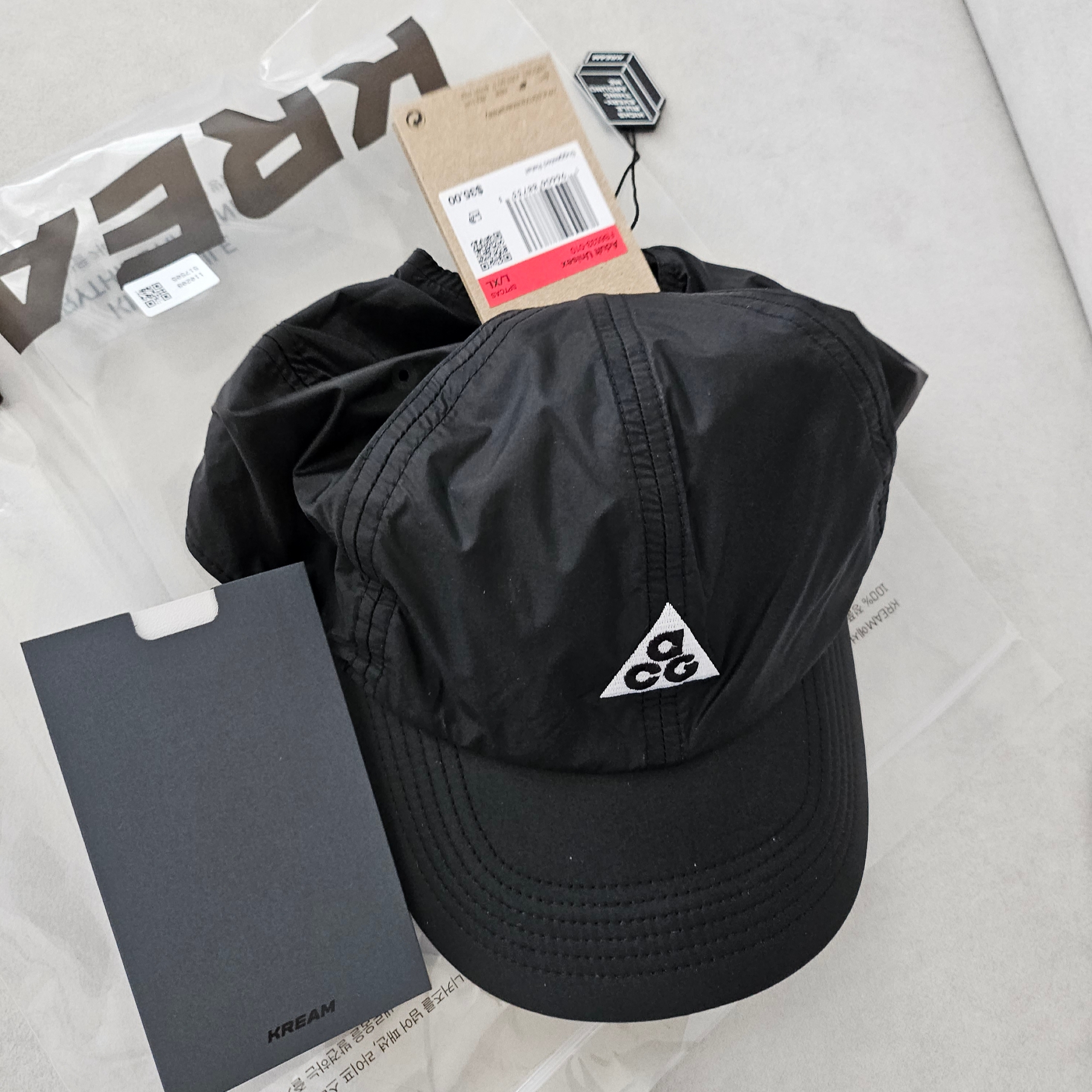 Nike ACG Trail Cap Black 착용 스타일