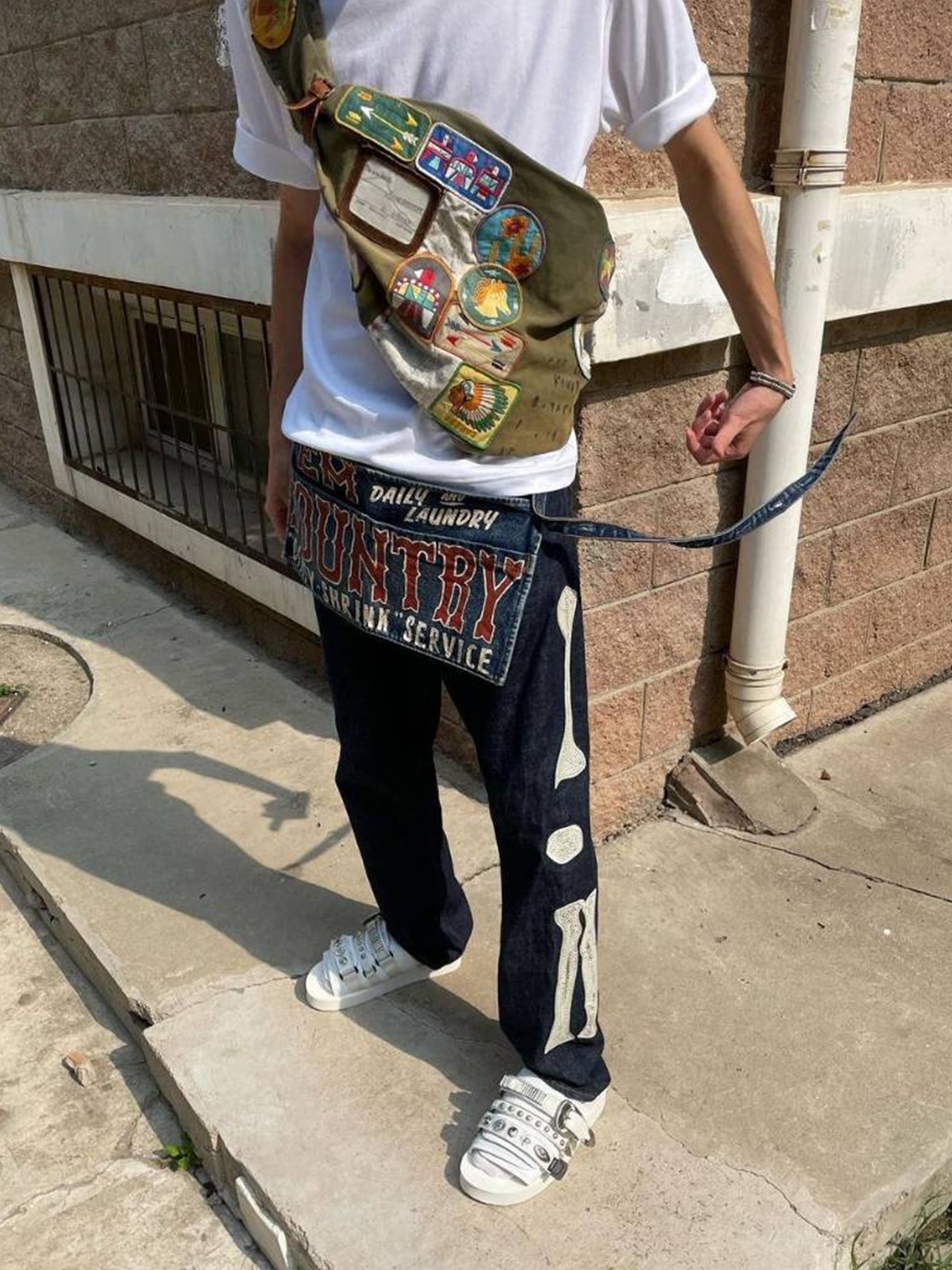 Kapital Smooth Jersey Kochi & Zephyr Sideline Track Pants Engine, Kapital Denim Happy Smith Painter Pants 2023 Indigo 착용 스타일 - 5