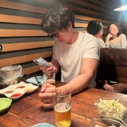 KREAM 프로필 이미지
