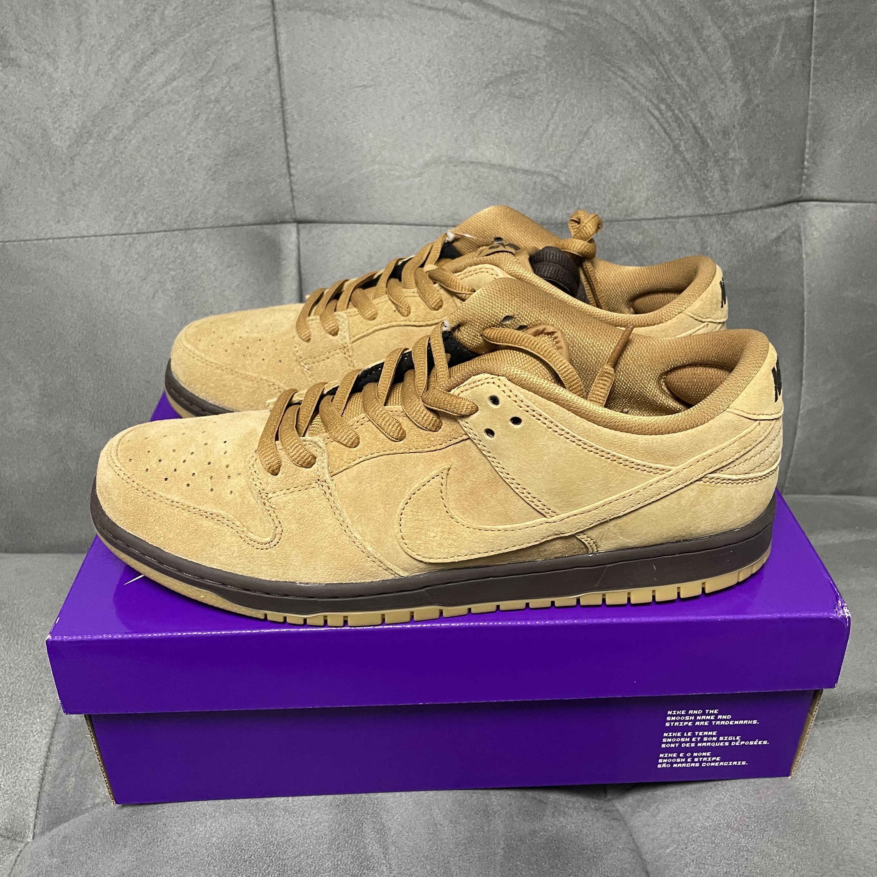 Nike SB Dunk Low Pro Wheat 2023 착용 스타일 - 3