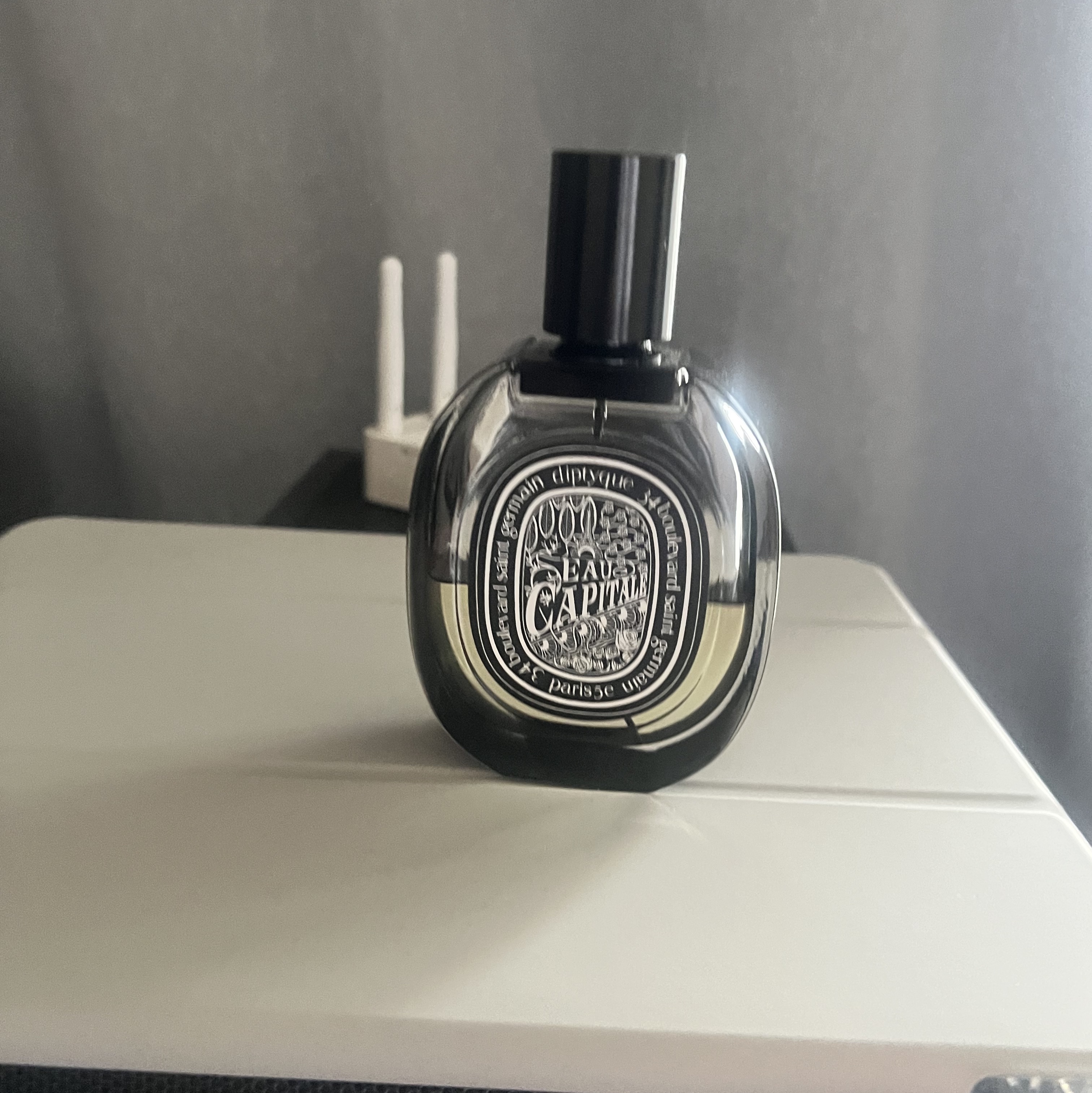 Diptyque Orpheon Eau De Parfum 75ml 착용 스타일