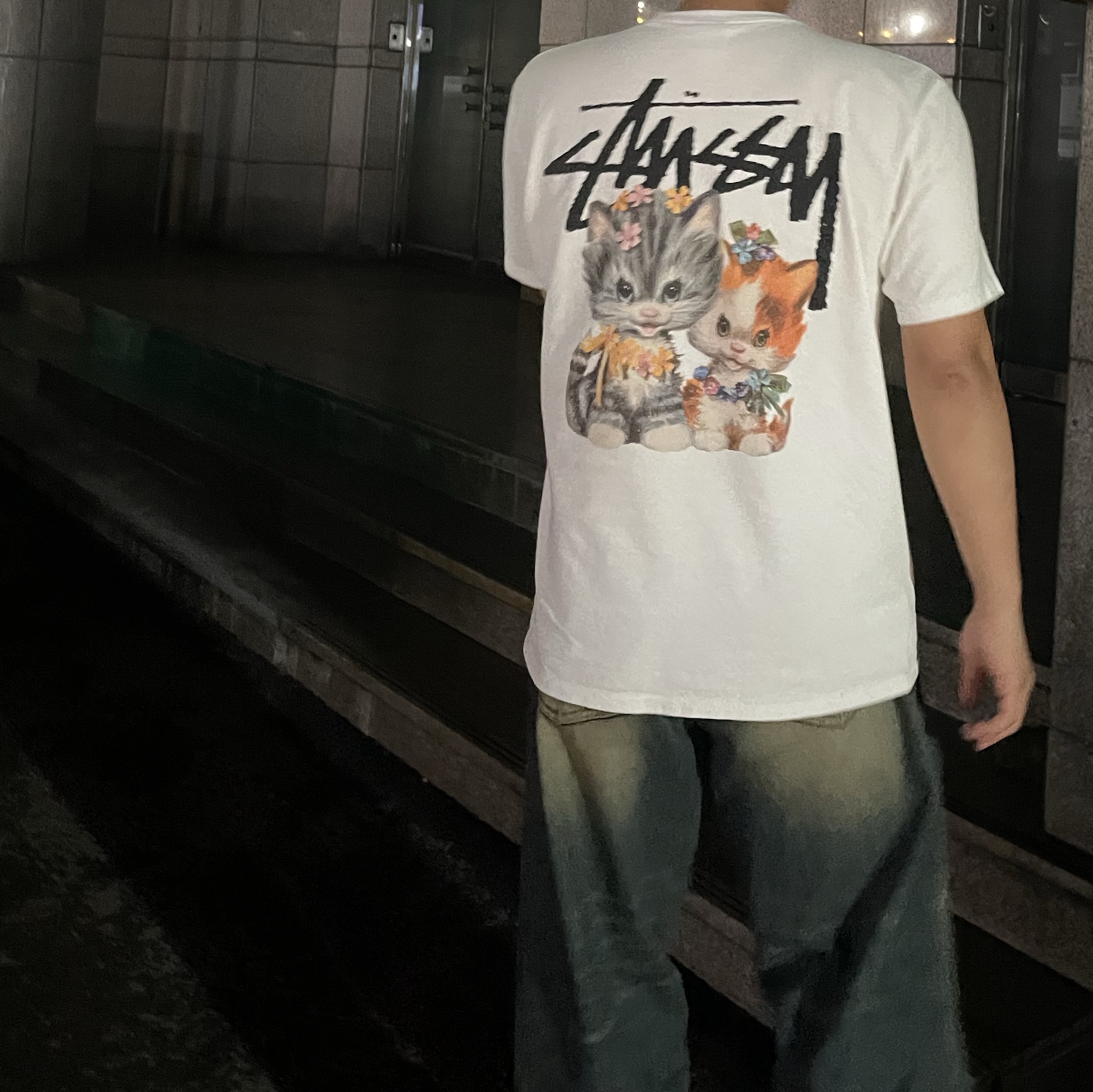 Stussy Kittens T-Shirt White 착용 스타일