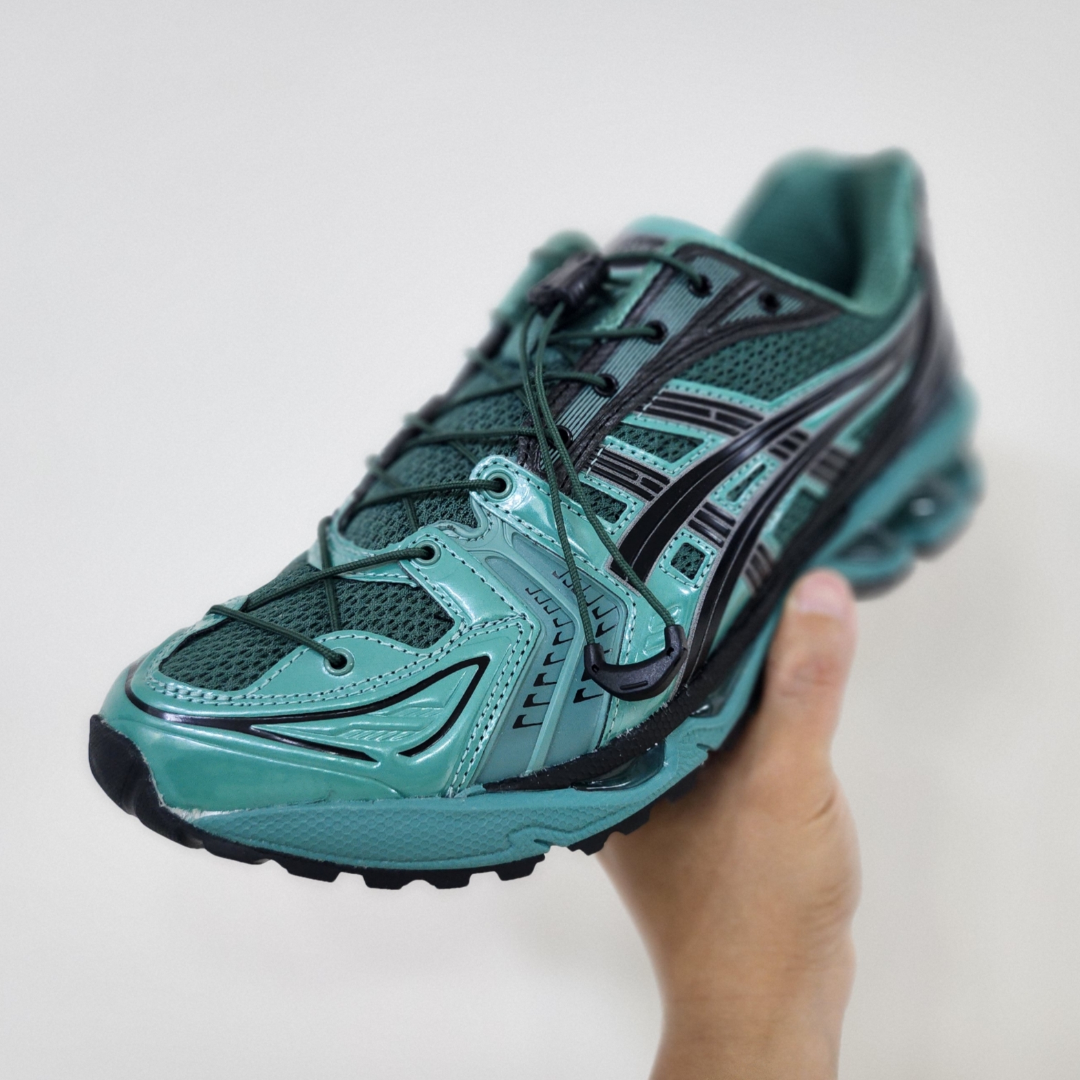 Asics x Unaffected Gel-Kayano 14 Uranus Green 착용 스타일 - 1