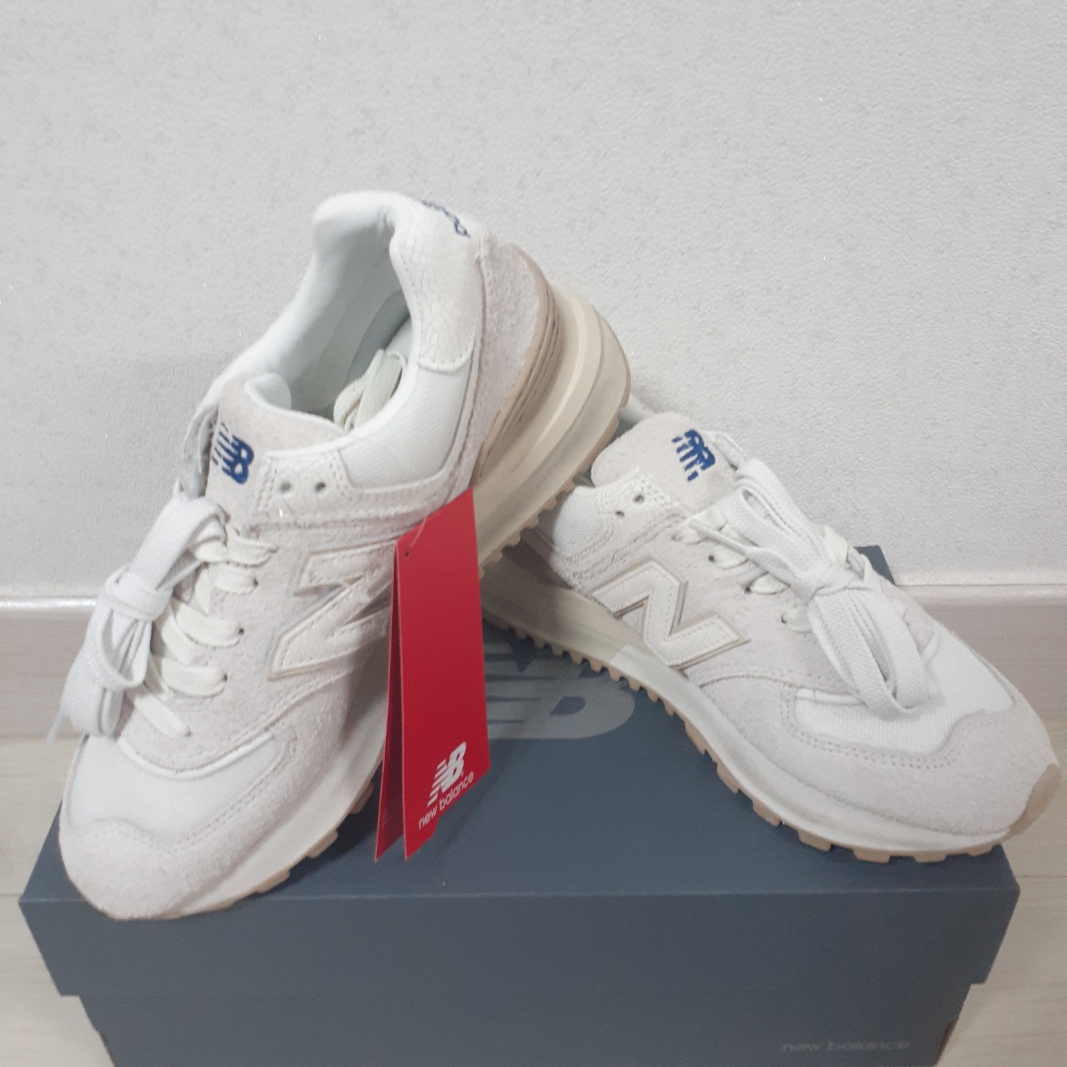 New Balance x Recto 574 Ash Cream Legacy 착용 스타일