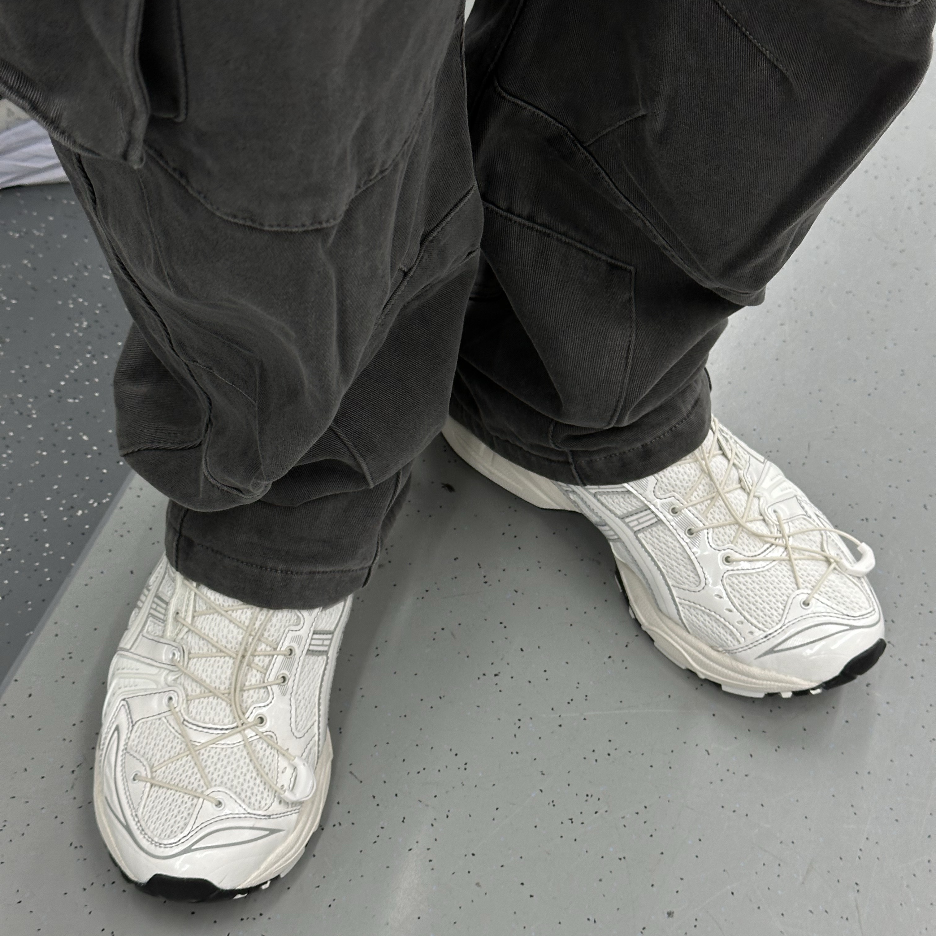 Asics x Unaffected Gel-Kayano 14 Galaxy White 착용 스타일