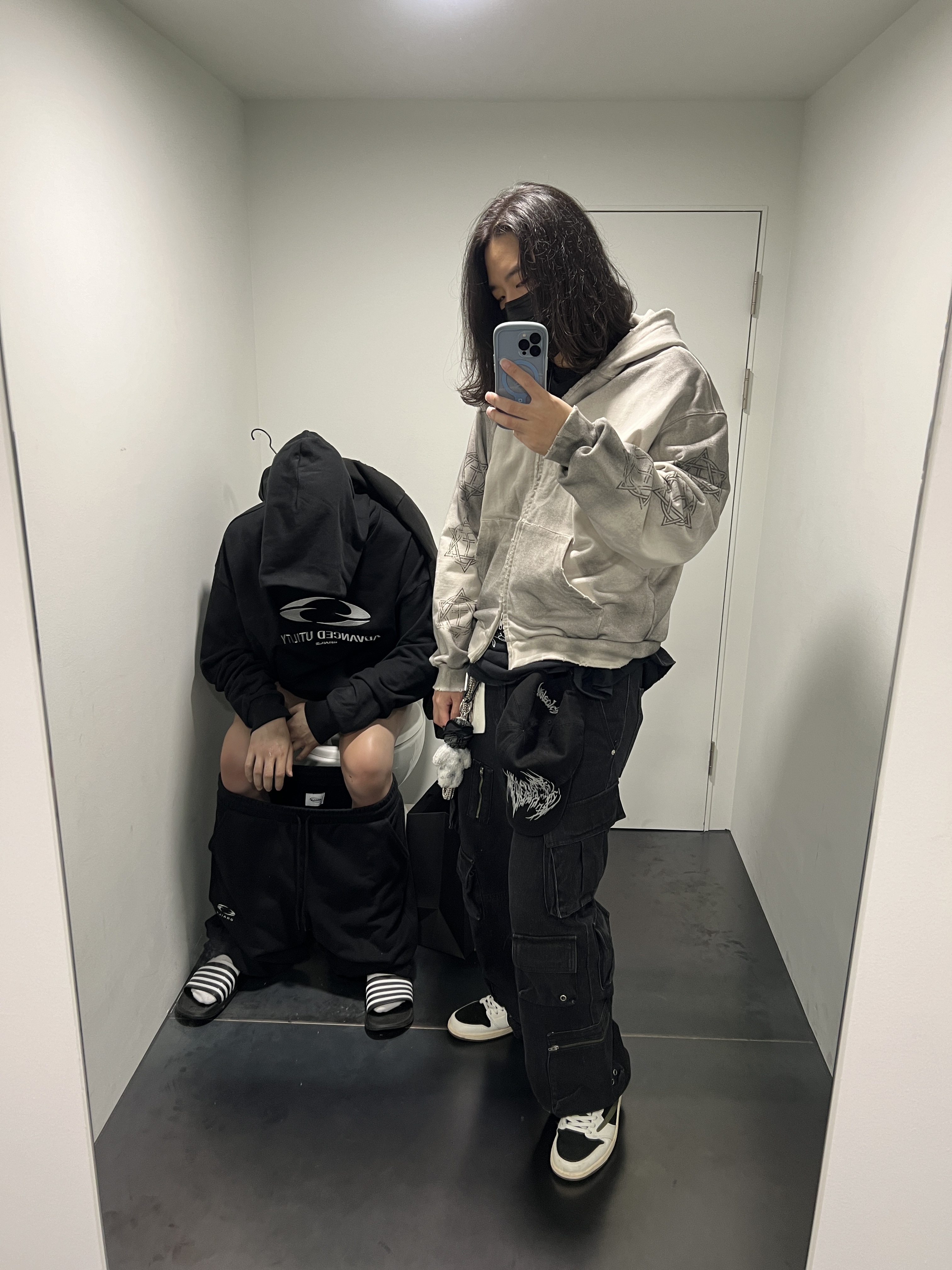 Project G/R Furious Logo Applique Zip Hoodie Grey - 10 Corso Como Exclusive, Project G/R Metalic Logo Cap Black 착용 스타일 - 3