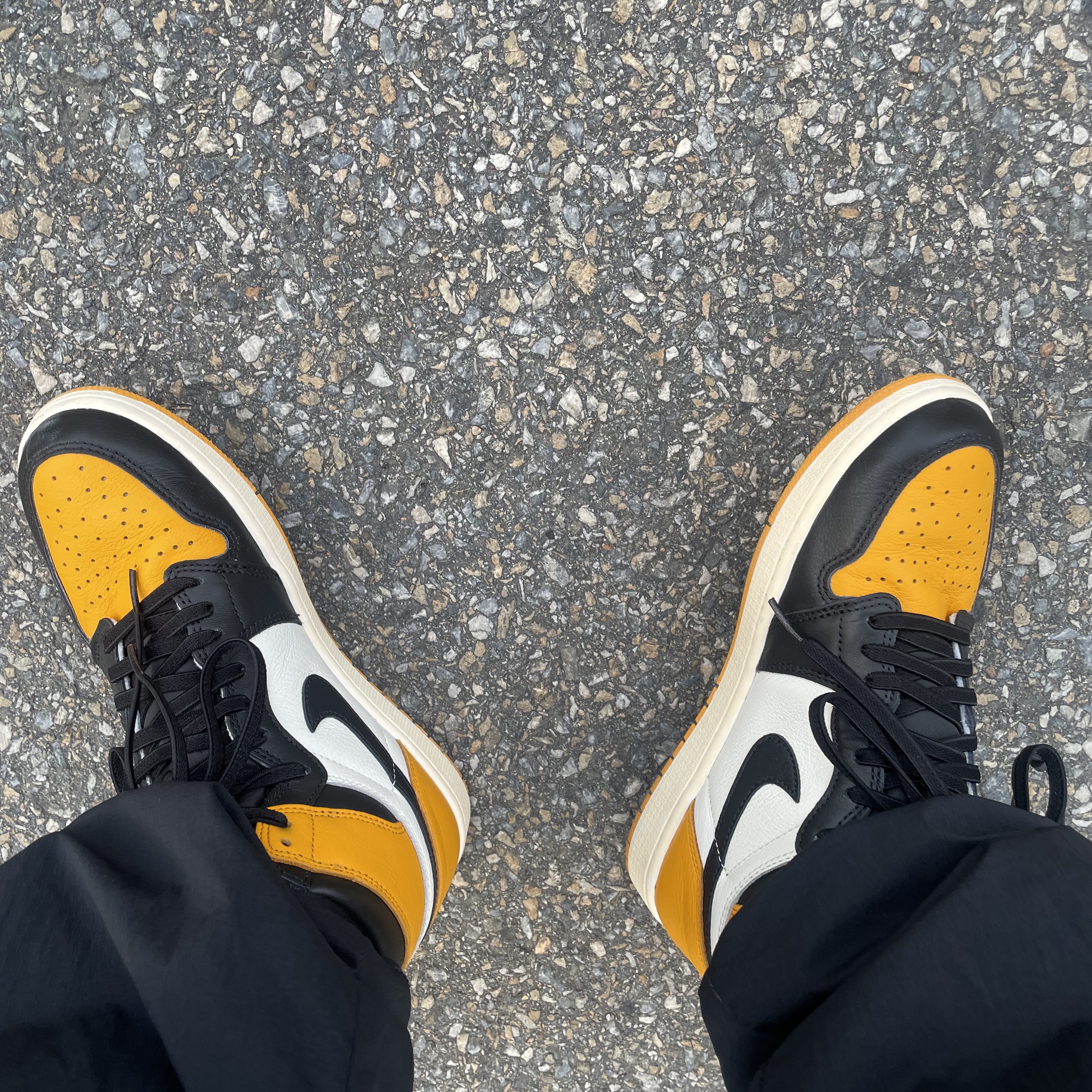 Jordan 1 Retro High OG Taxi 착용 스타일