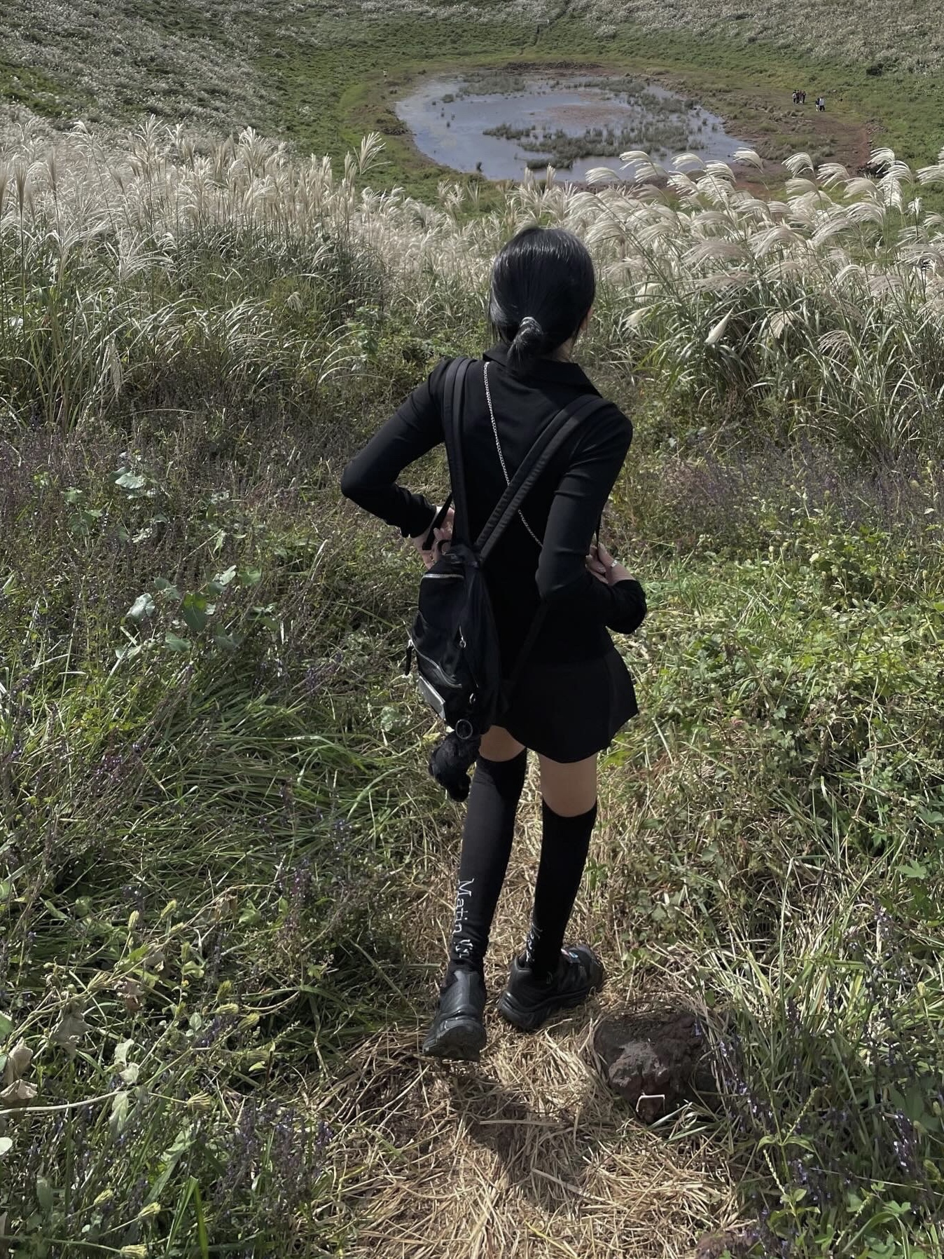 (W) Matin Kim Over Knee Socks White, Salomon XT-6 ADV Black 착용 스타일 - 1