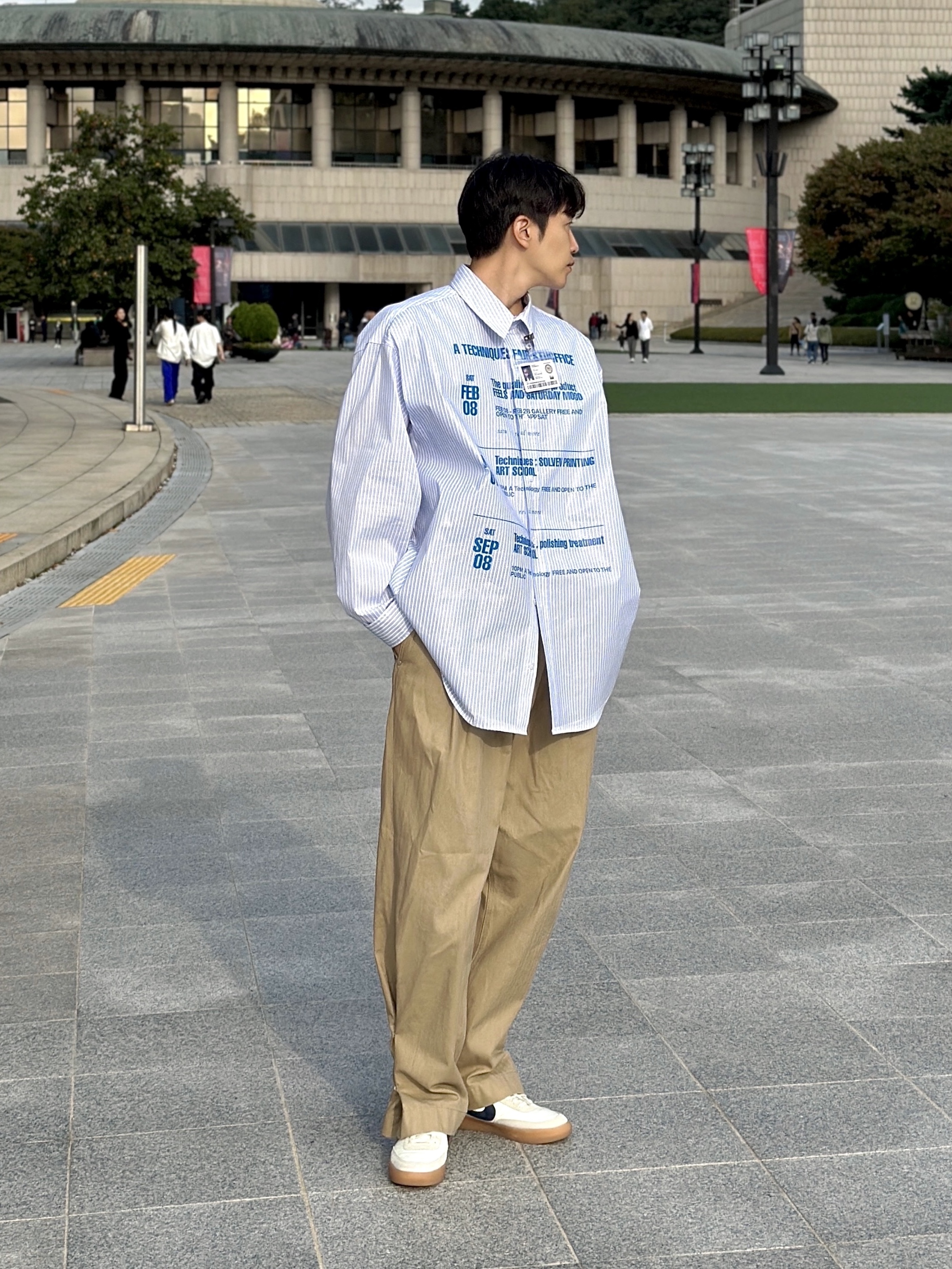 Nike x J.Crew Killshot 2 Sail Midnight Navy, STU Coated Printing Stripe Shirts Sky Blue With Name Tag 착용 스타일 - 2