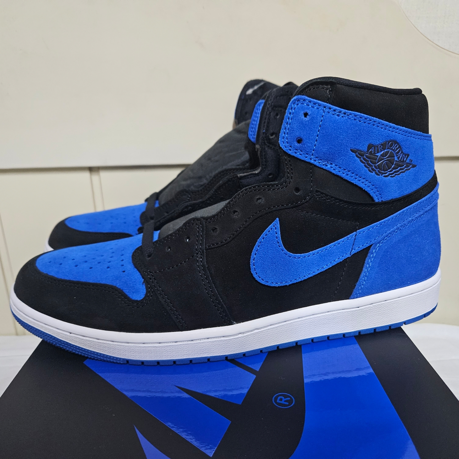 Jordan 1 Retro High OG Royal Reimagined 착용 스타일