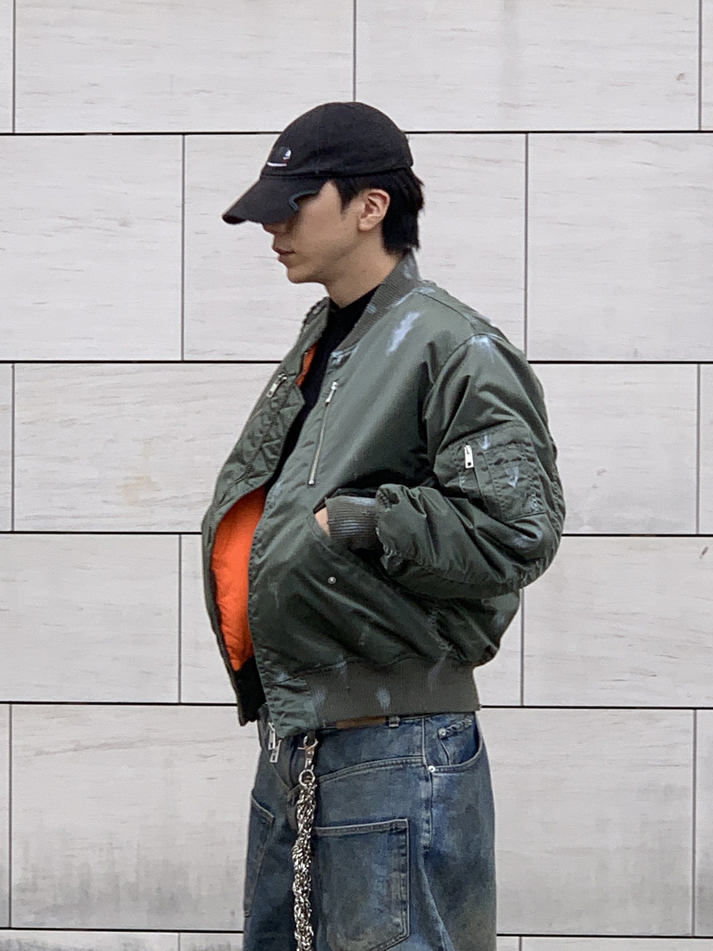 Project G/R Coated Backward Denim Pants Blue, Balenciaga XL Army Boots Full Eva Black 착용 스타일 - 3