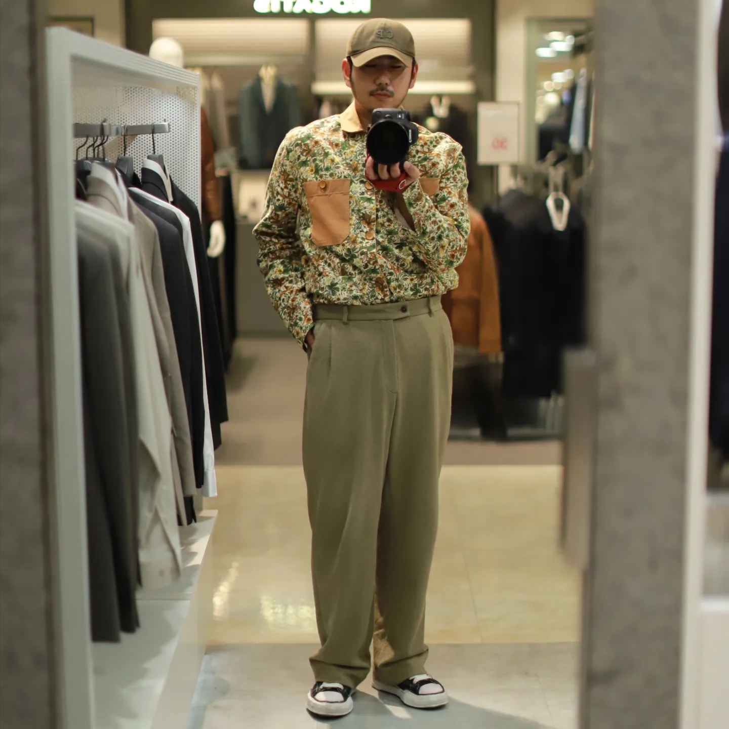 Maison Mihara Yasuhiro Peterson OG Sole Canvas Low Sneakers Black, C.P. Company Goggle Cap Stone Grey - 21FW 착용 스타일