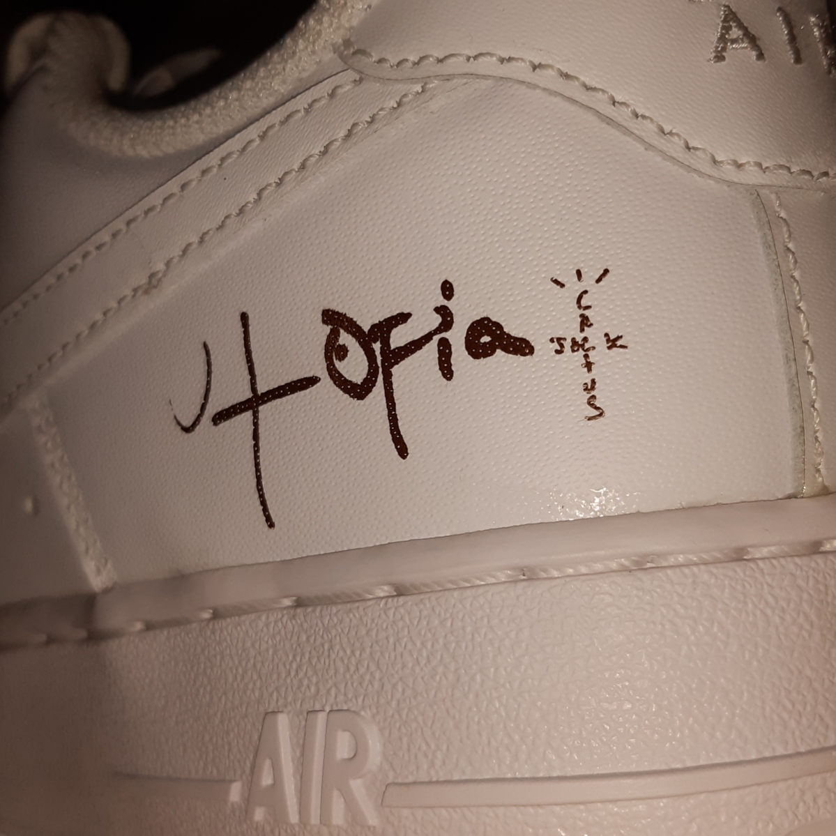 Nike x Travis Scott Air Force 1 '07 Low Cactus Jack Utopia Edition White, (W) Nike x Travis Scott Air Force 1 '07 Low Cactus Jack Utopia Edition White 착용 스타일