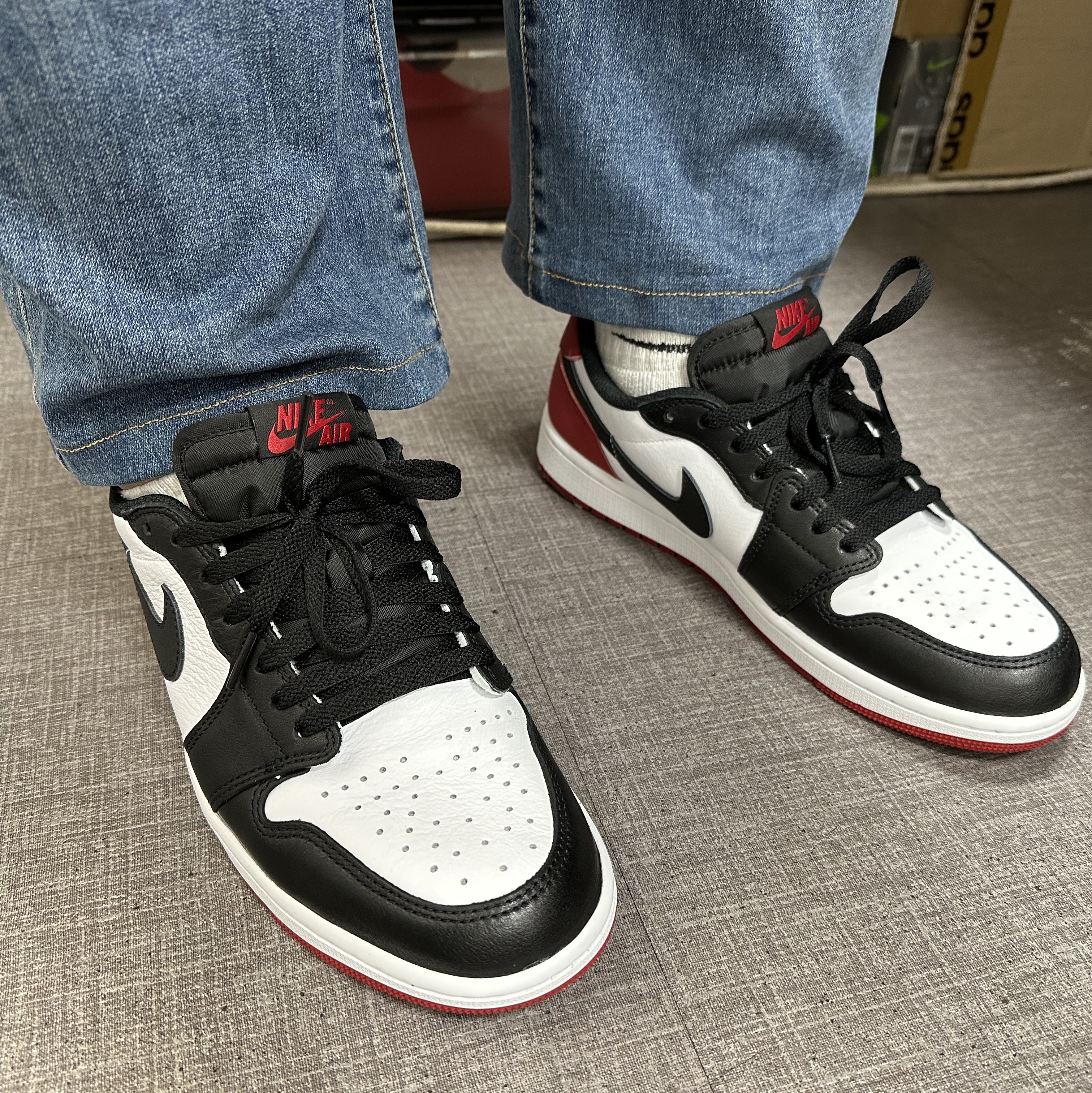 Jordan 1 Retro Low OG Black Toe 착용 스타일