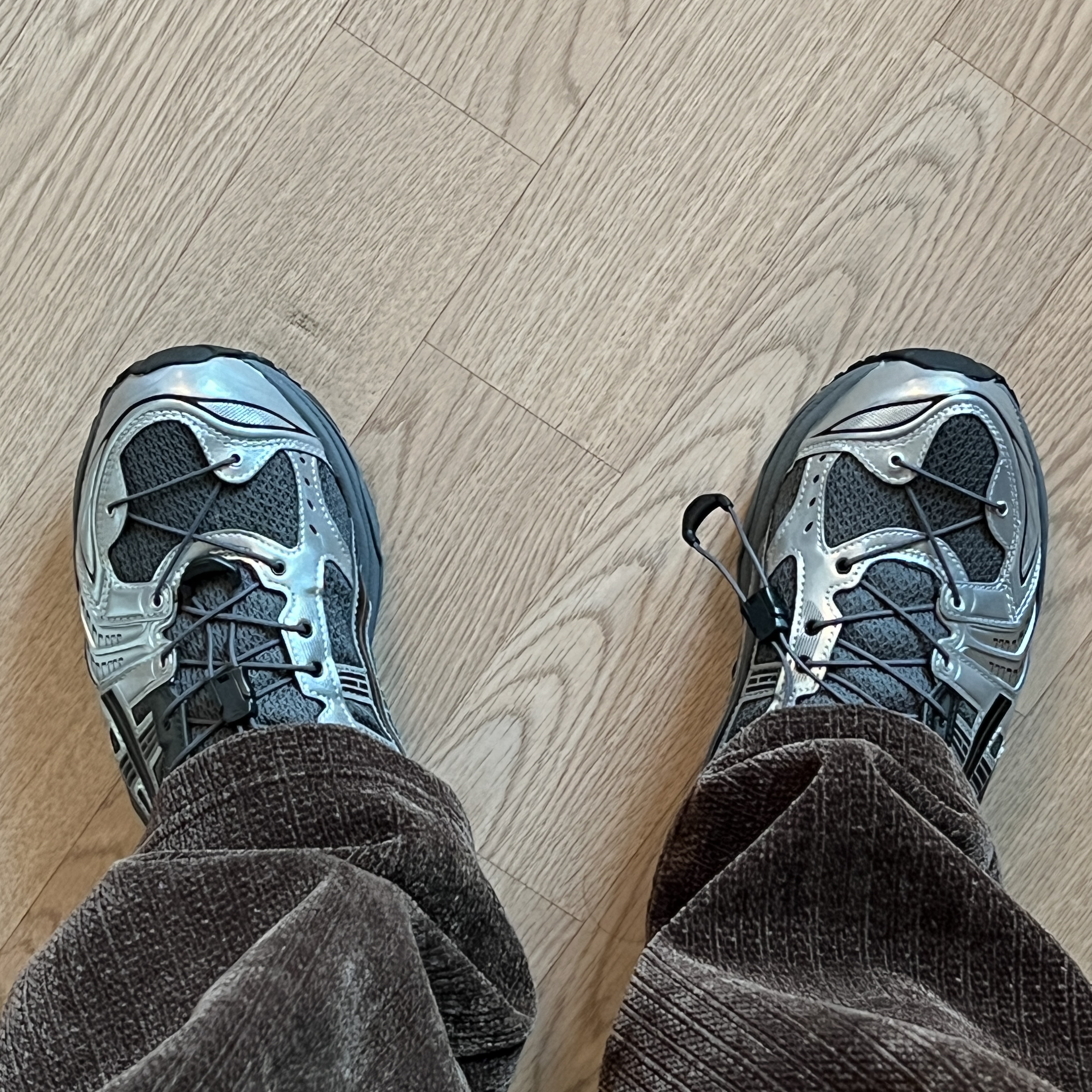 Asics x Unaffected Gel-Kayano 14 Silver Moon 착용 스타일