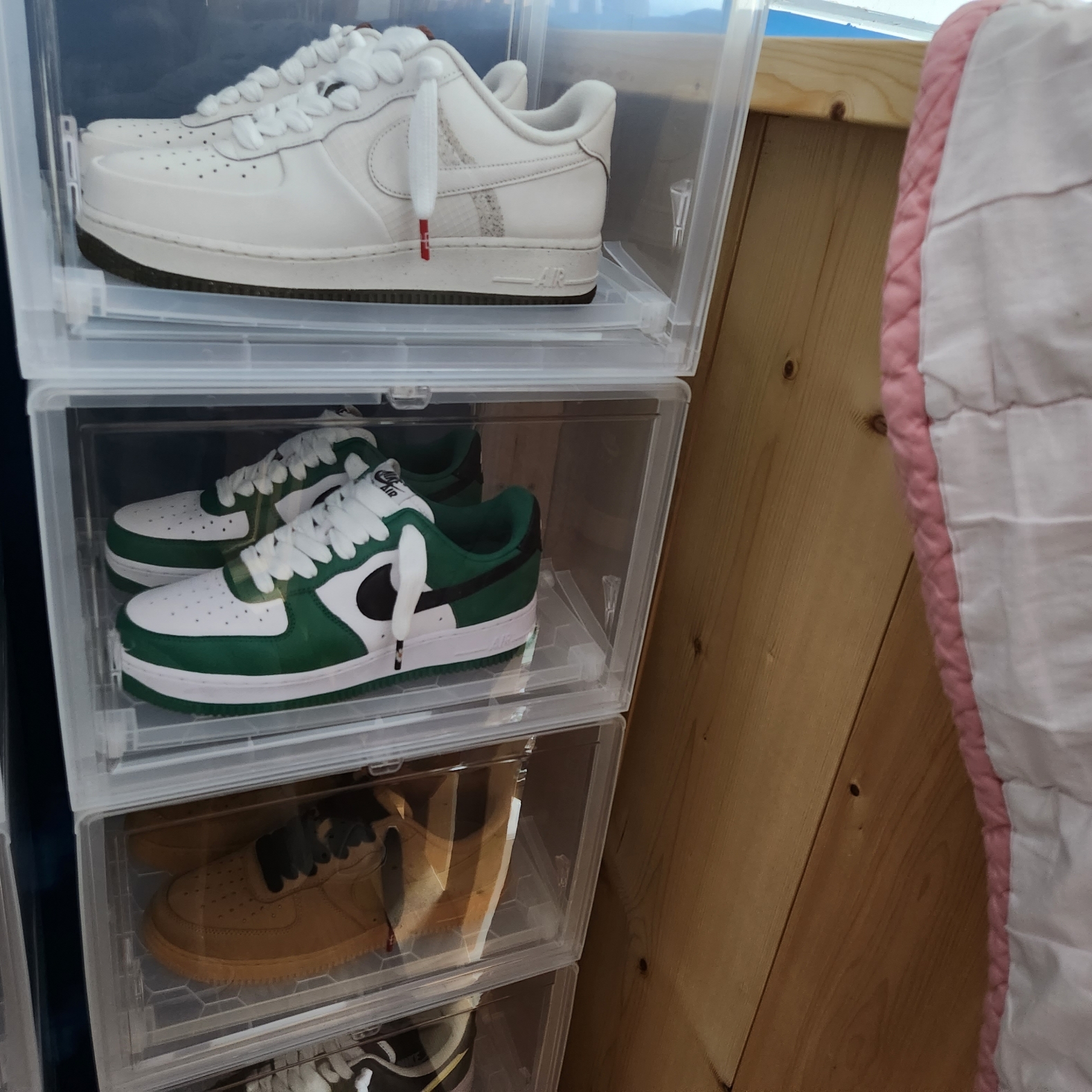 Nike Air Force 1 '07 LV8 Phantom Cargo Khaki 착용 스타일