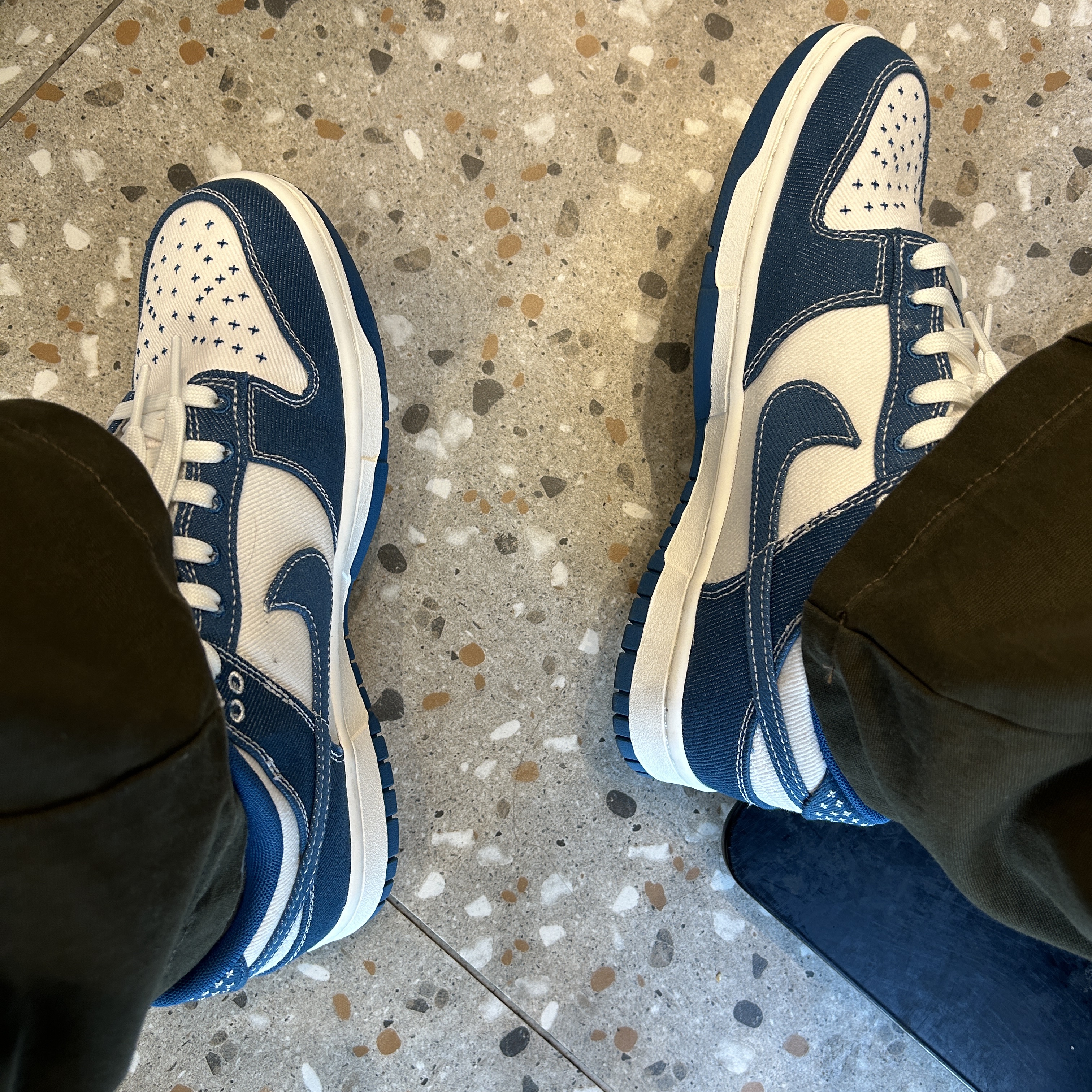 Nike Dunk Low Retro SE Industrial Blue 착용 스타일