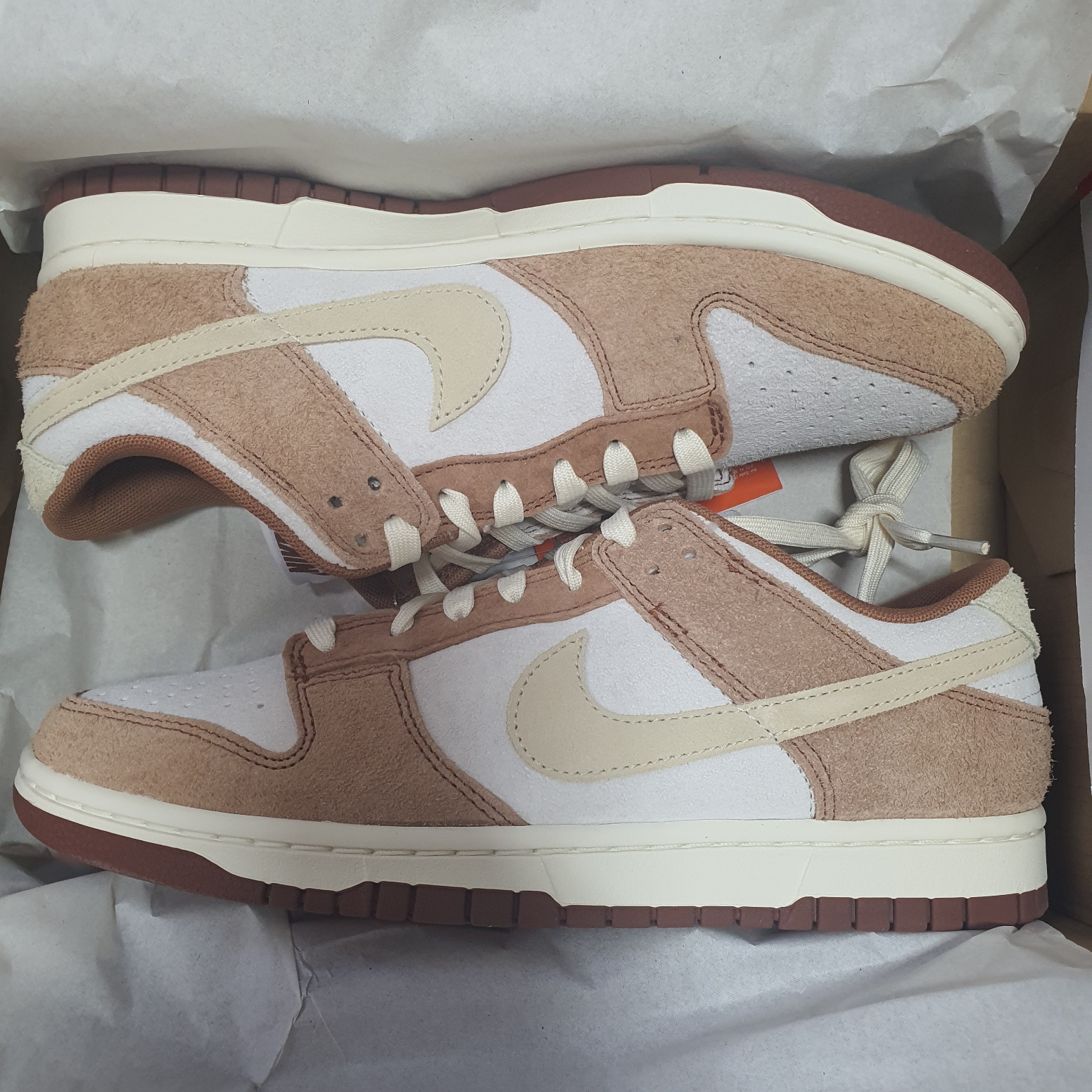 Nike Dunk Low Pro Premium Medium Curry 착용 스타일 - 2