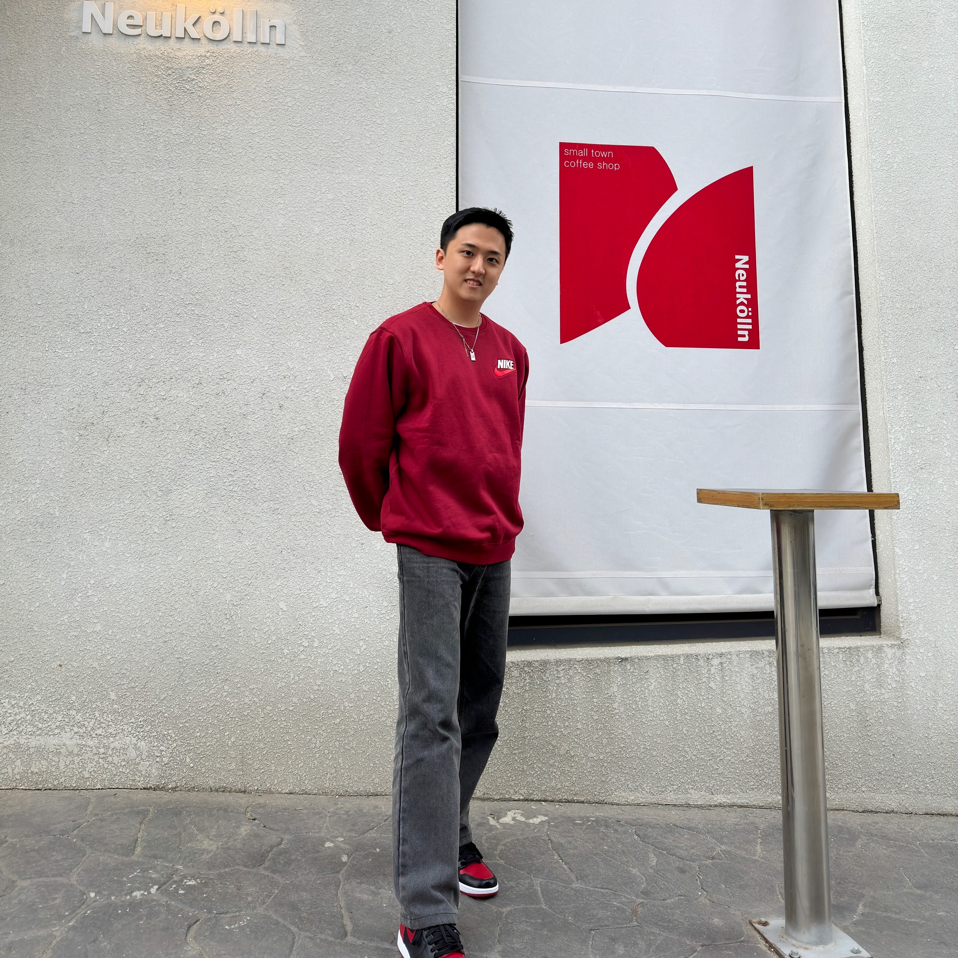 Supreme x Nike Crewneck Burgundy - 18FW, Supreme x Nike Crewneck Mustard - 18FW 착용 스타일 - 1