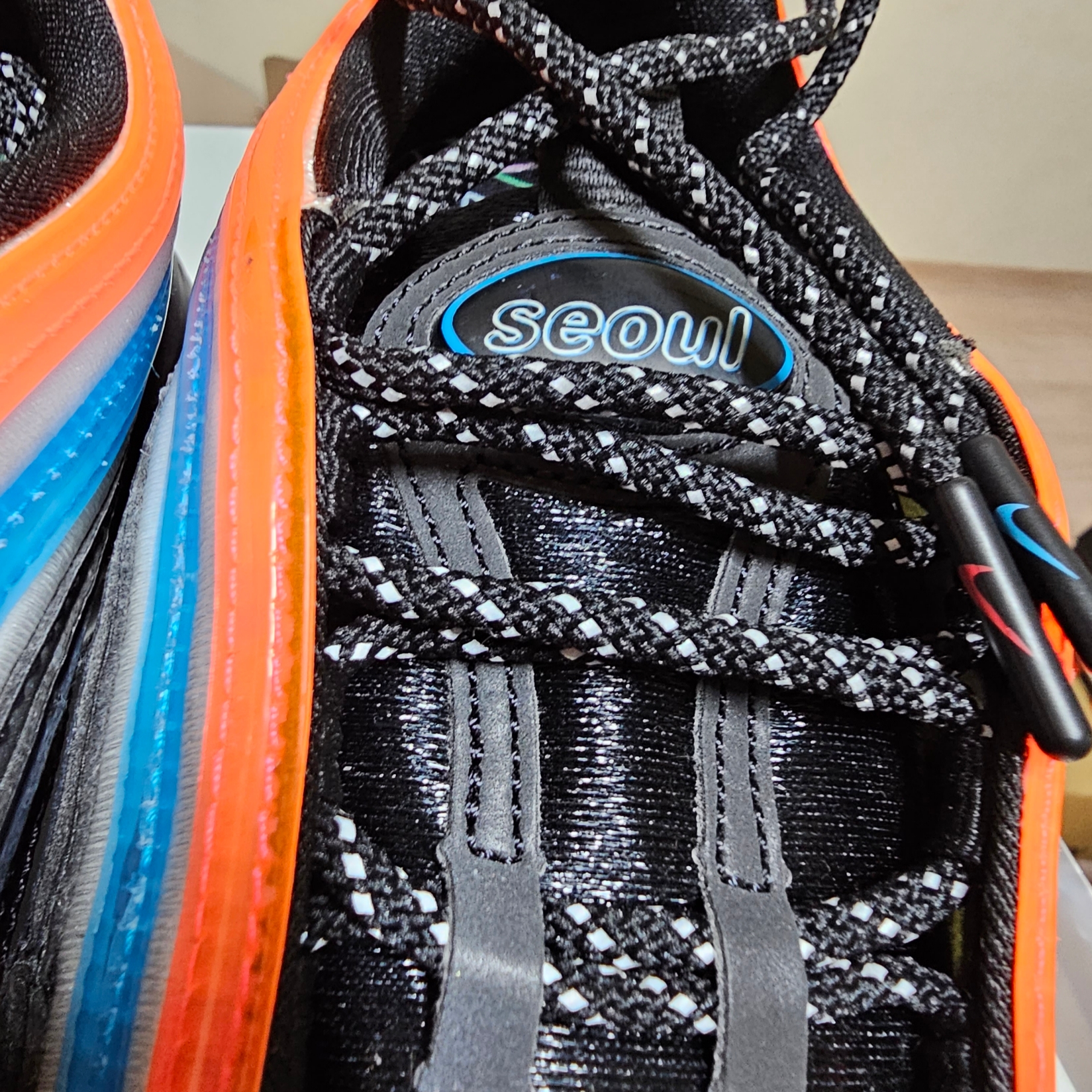 Nike Air Max 97 Neon Seoul 착용 스타일 - 5