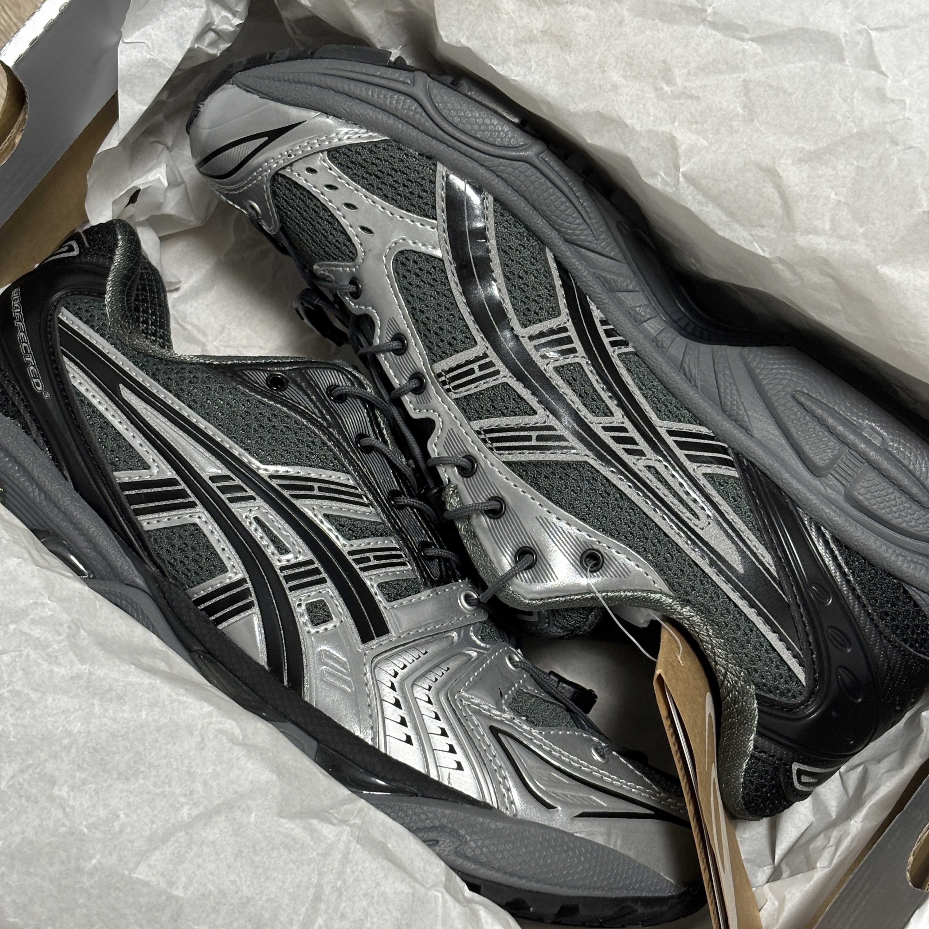Asics x Unaffected Gel-Kayano 14 Silver Moon 착용 스타일