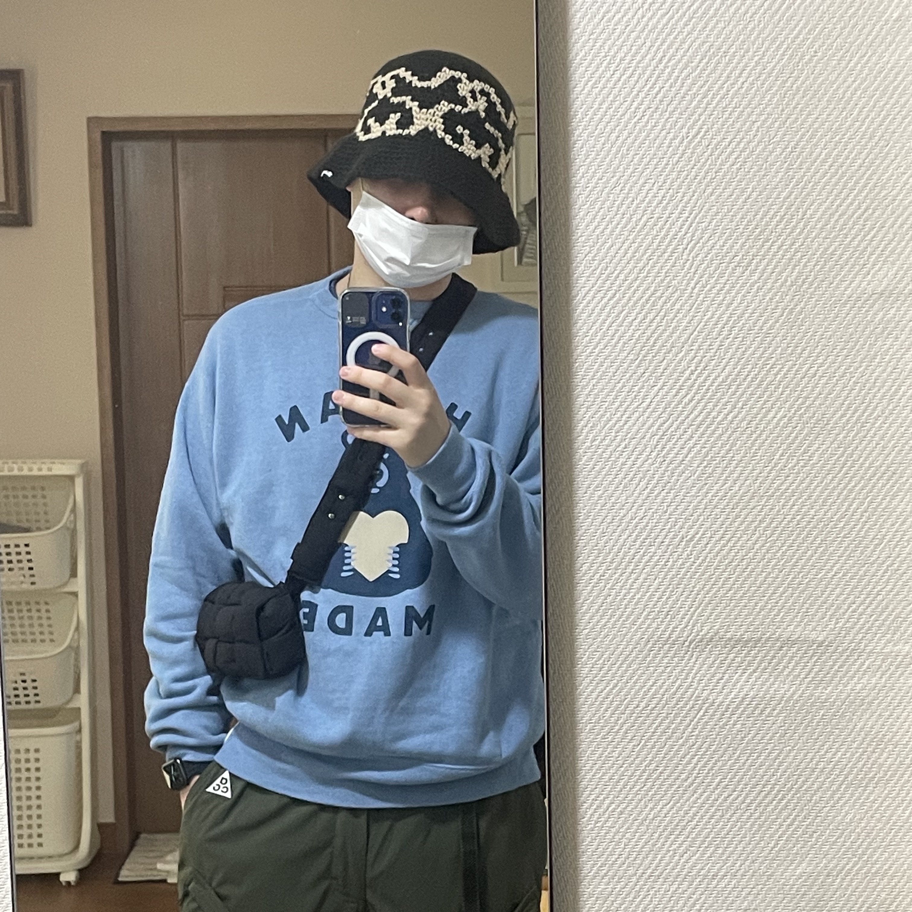 Stussy SS Knit Bucket Hat Black, Human Made Tsuriami Sweatshirt #3 Blue 착용 스타일