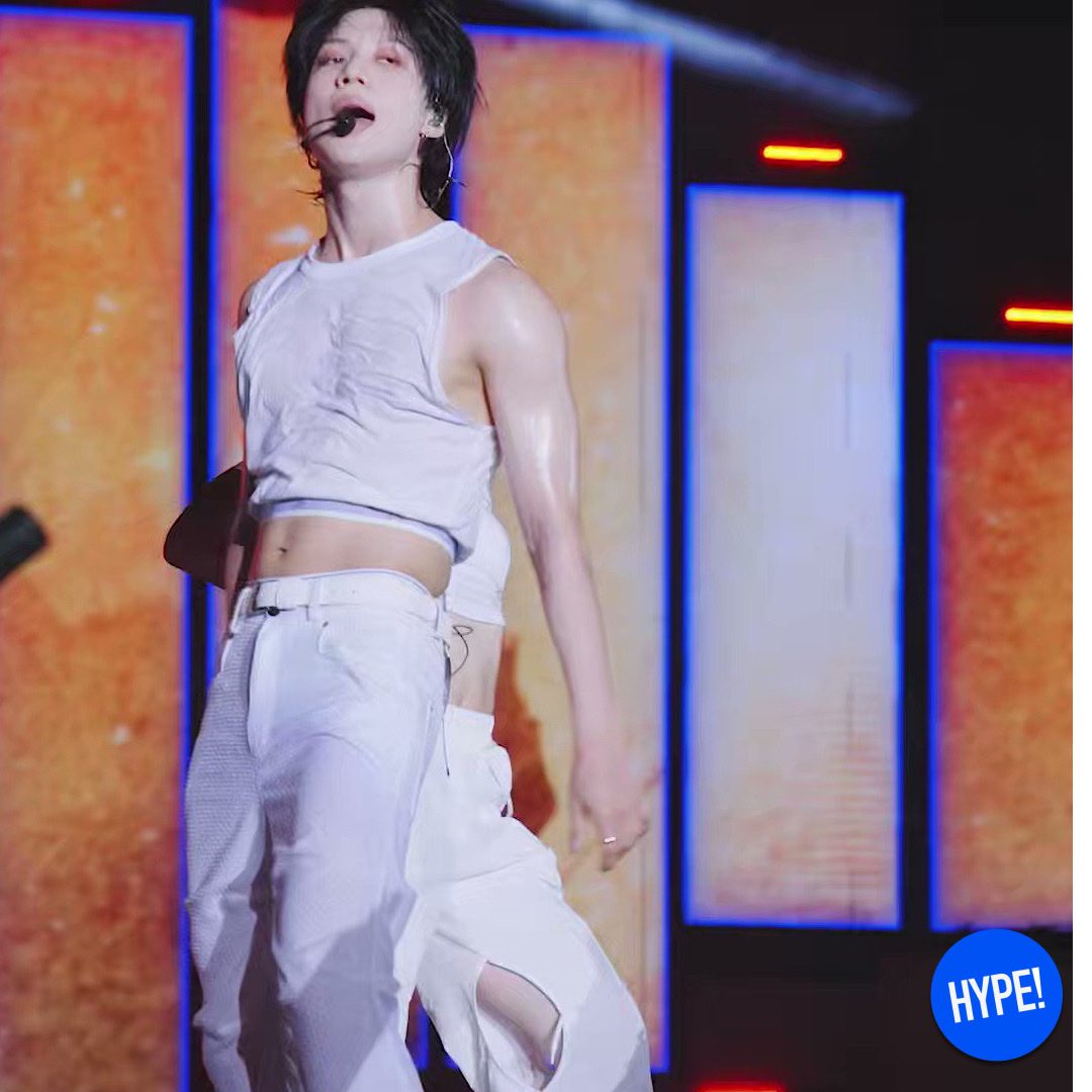 (W) Homme Girls Original Boxer Shorts White, (W) Homme Girls Logo Cropped Tank Top White 착용 스타일 - 3