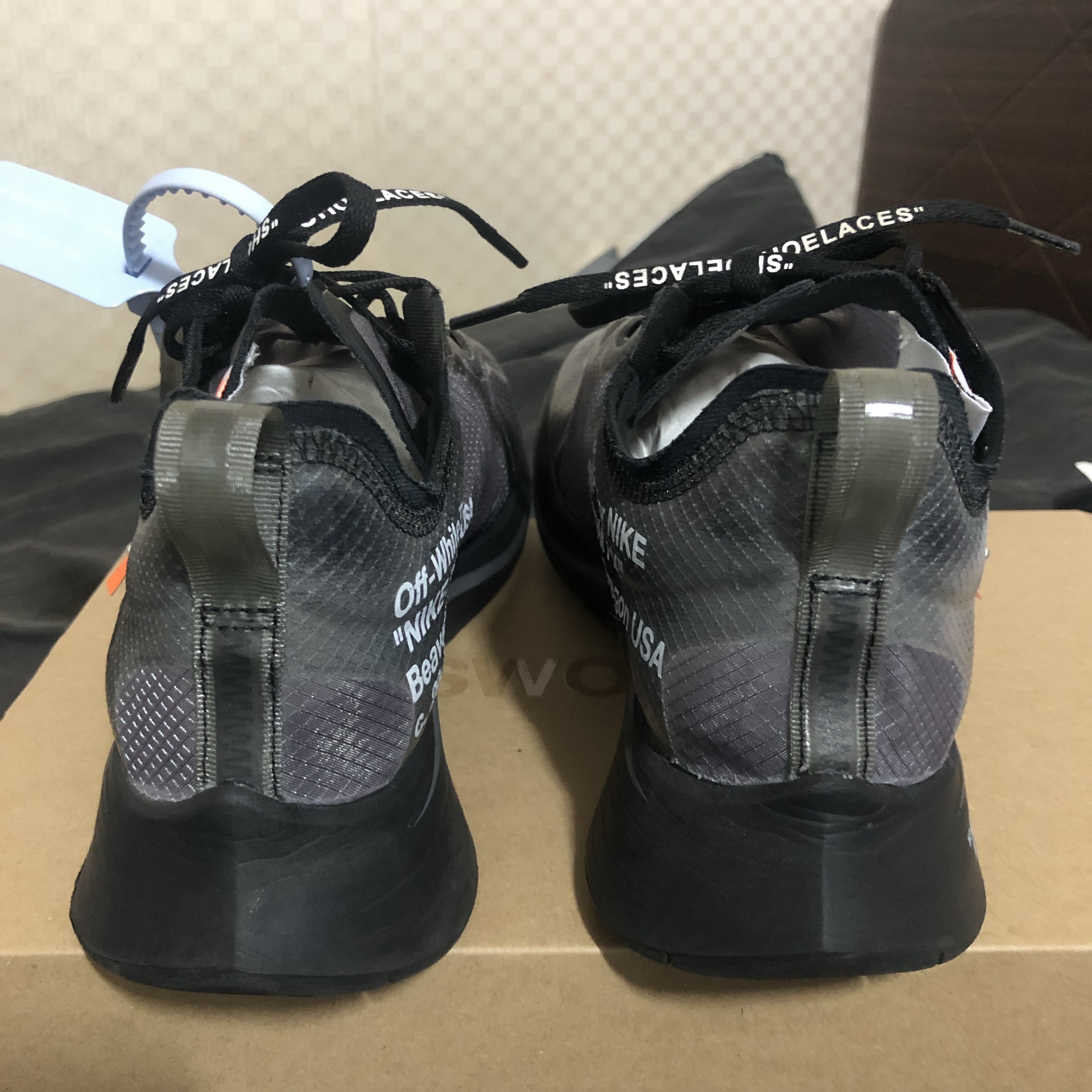 Nike x Off-White Zoom Fly SP Black 착용 스타일 - 6