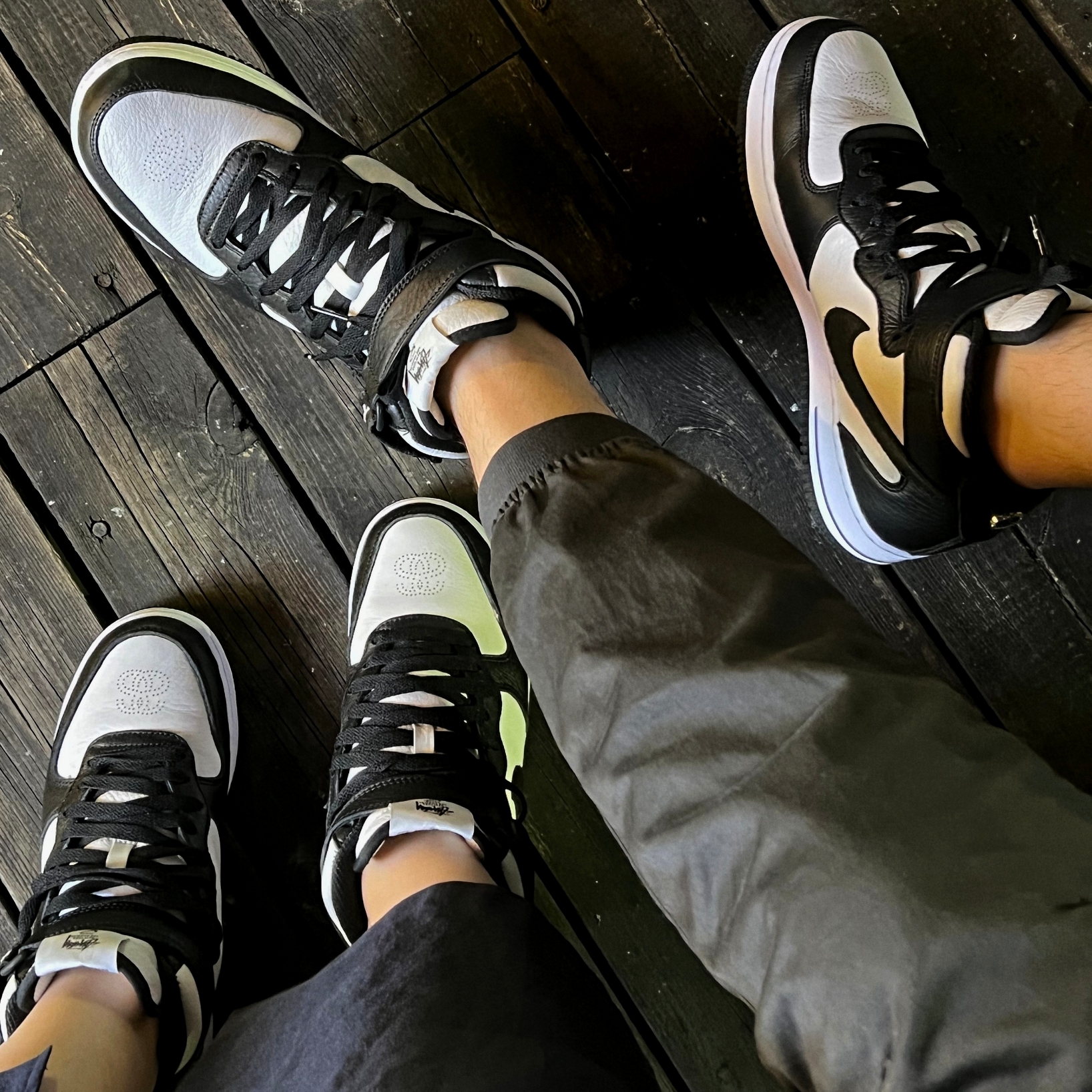 Nike x Stussy Air Force 1 '07 Mid SP Black and Light Bone 착용 스타일