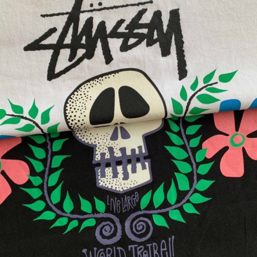Stussy Skull Crest T-Shirt White, Stussy Skull Crest T-Shirt Black 착용 스타일 - 3
