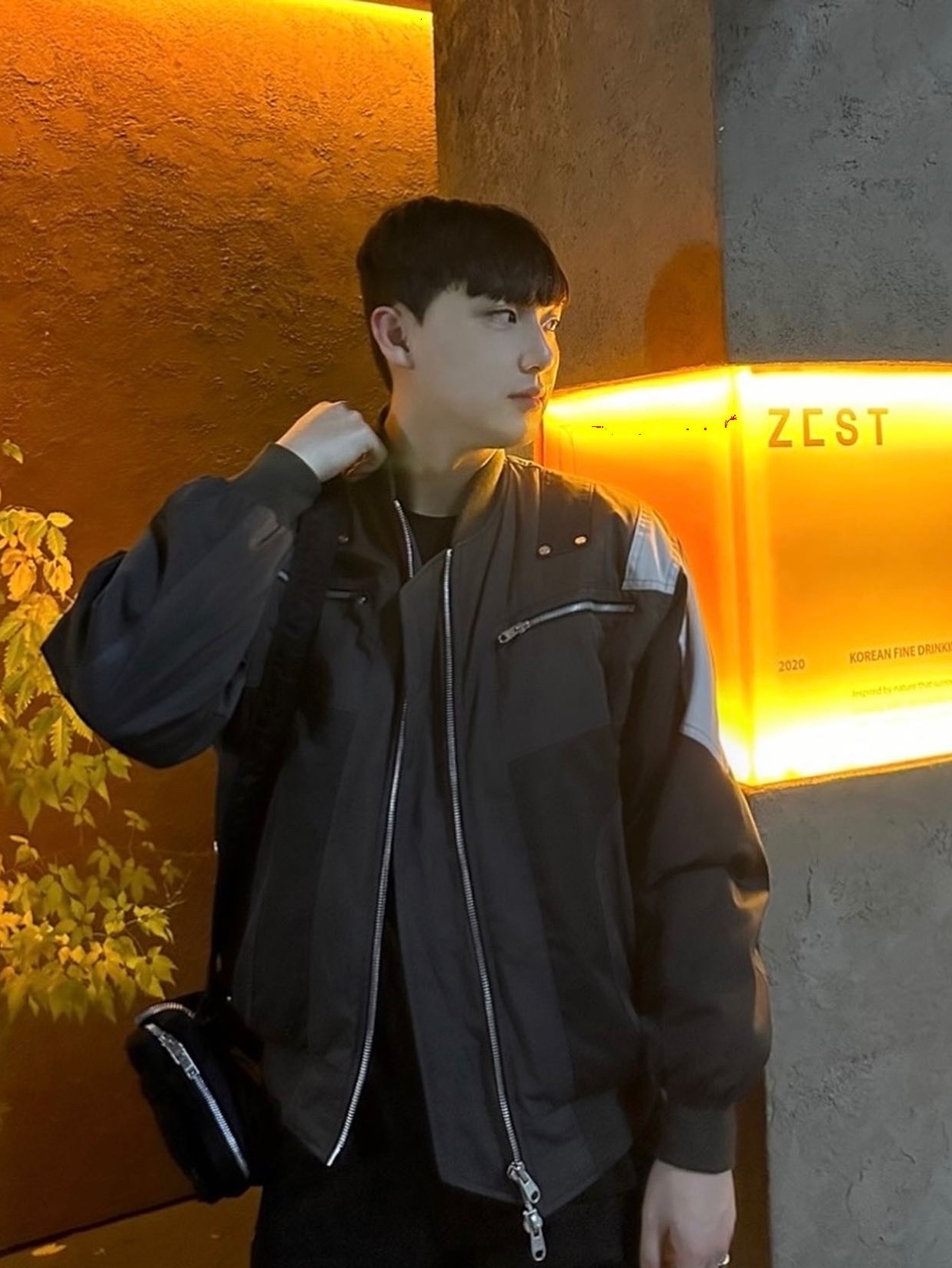 Undermycar Wani Kame Multi Block Pocket Turtle Bomber Driftwood - 22FW 착용 스타일 - 2