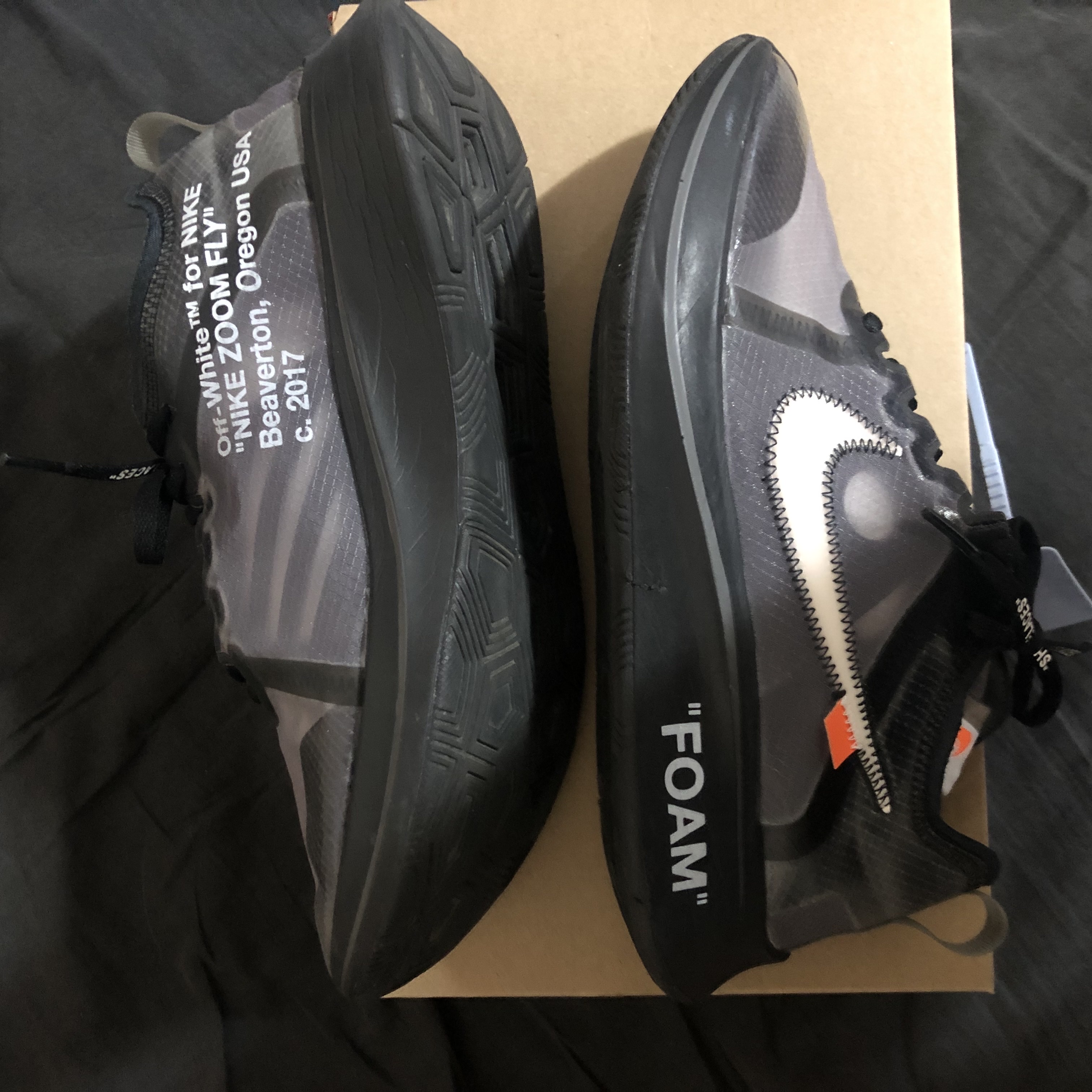 Nike x Off-White Zoom Fly SP Black 착용 스타일 - 5