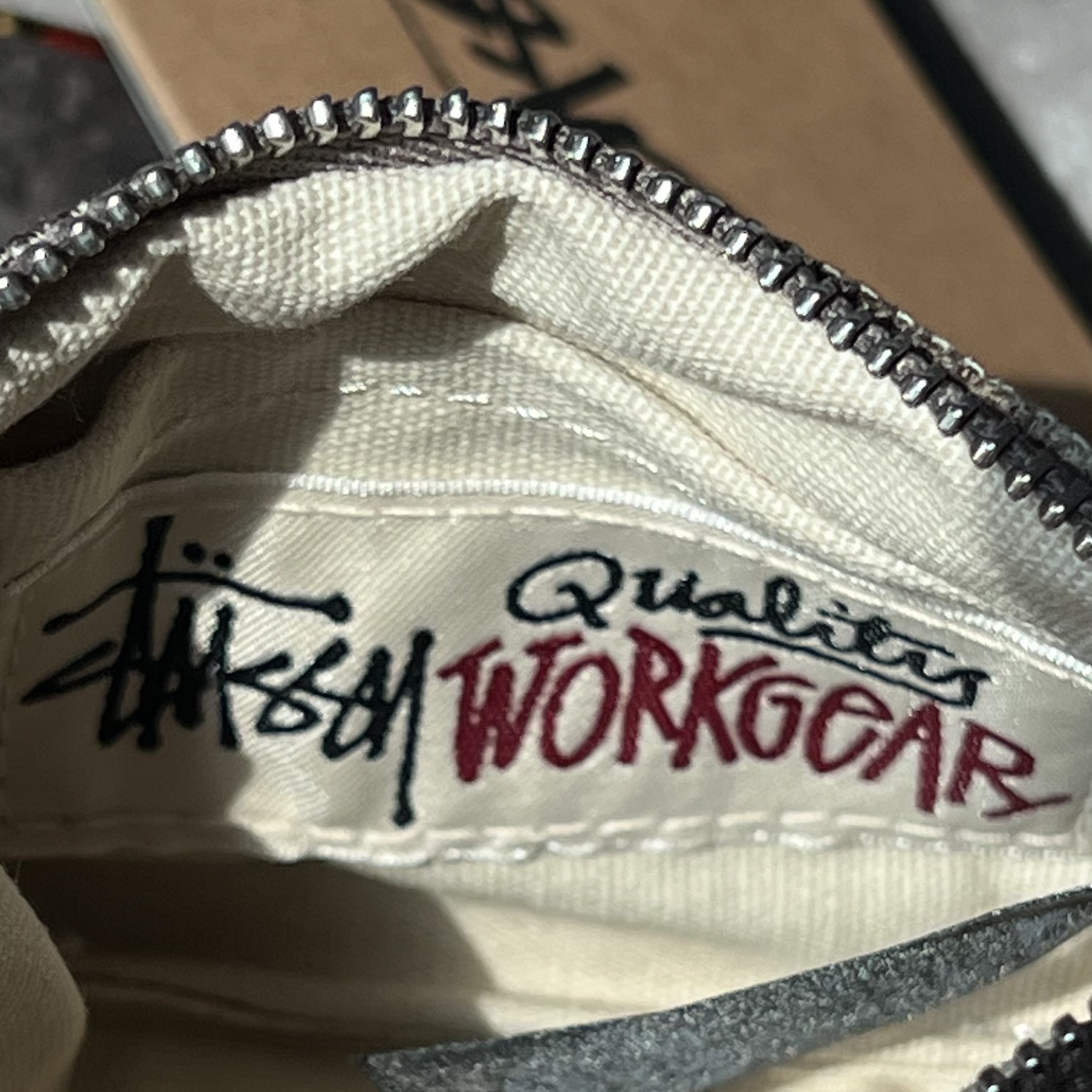 Stussy Canvas Coin Pouch Highlander 착용 스타일 - 2