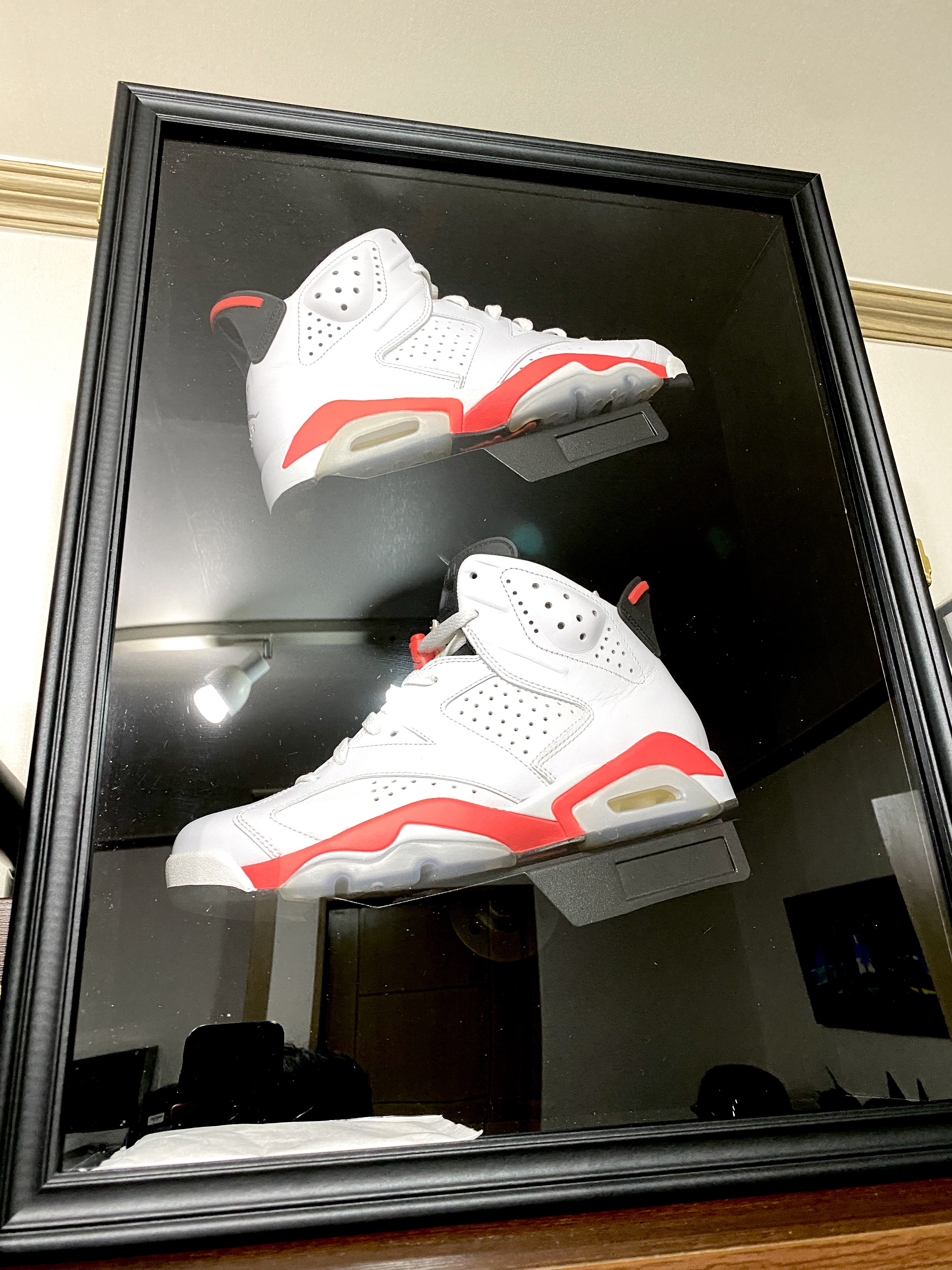 Jordan 6 Retro Infrared White 2014 착용 스타일 - 2