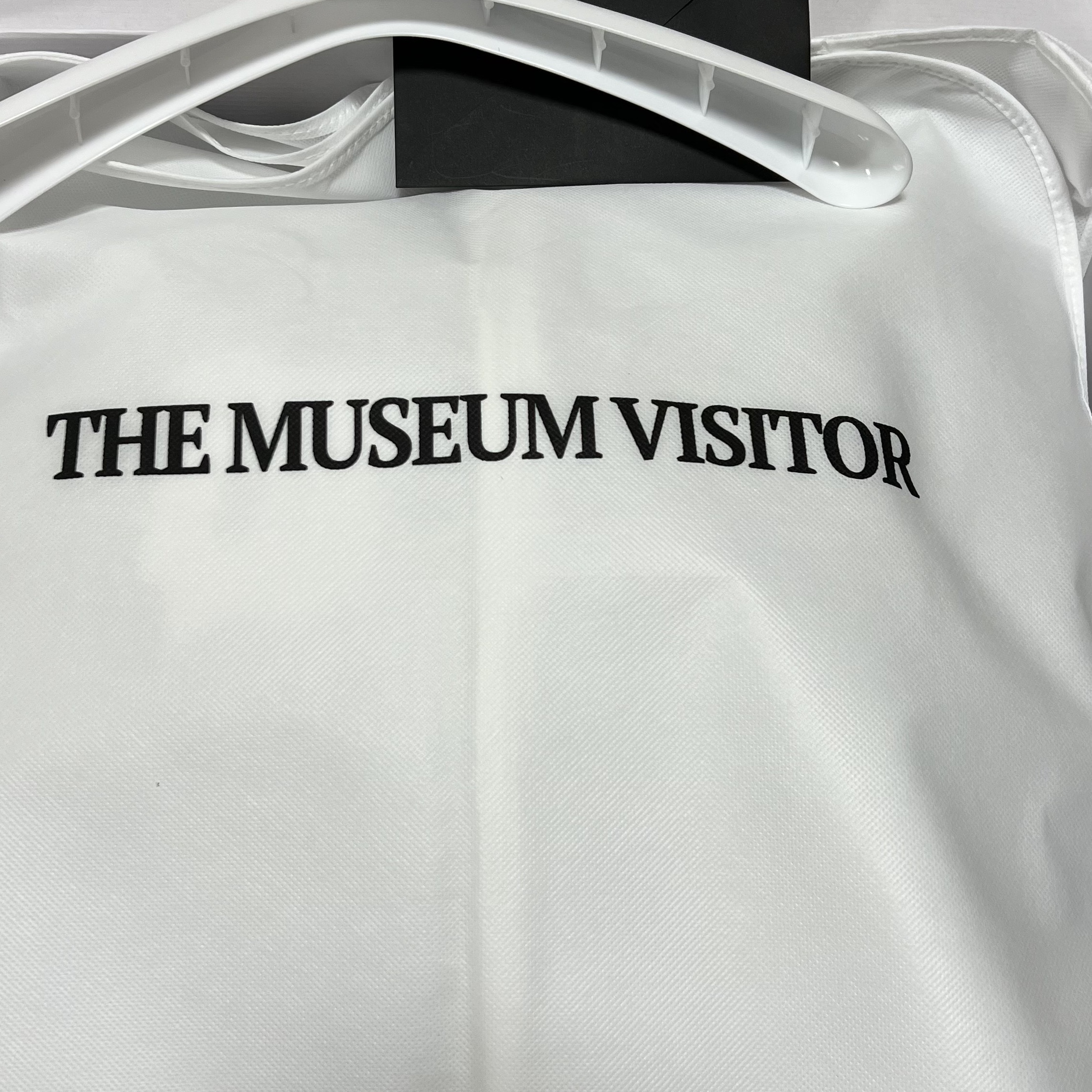 The Museum Visitor KREAM Heart Stitched Puffer Down Jacket Glossy Black - 23FW 착용 스타일 - 3