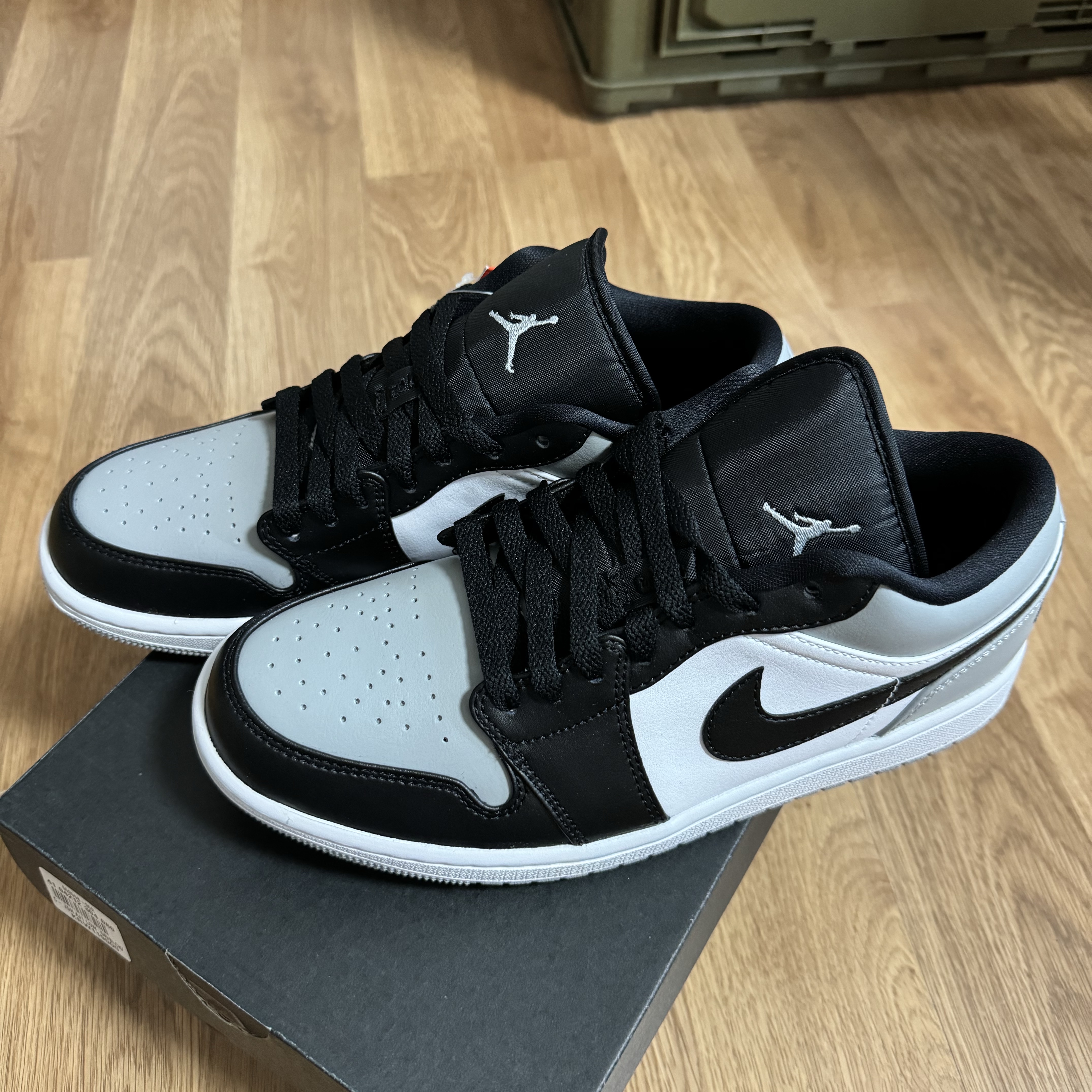 Jordan 1 Low Light Smoke Grey Black 착용 스타일 - 1