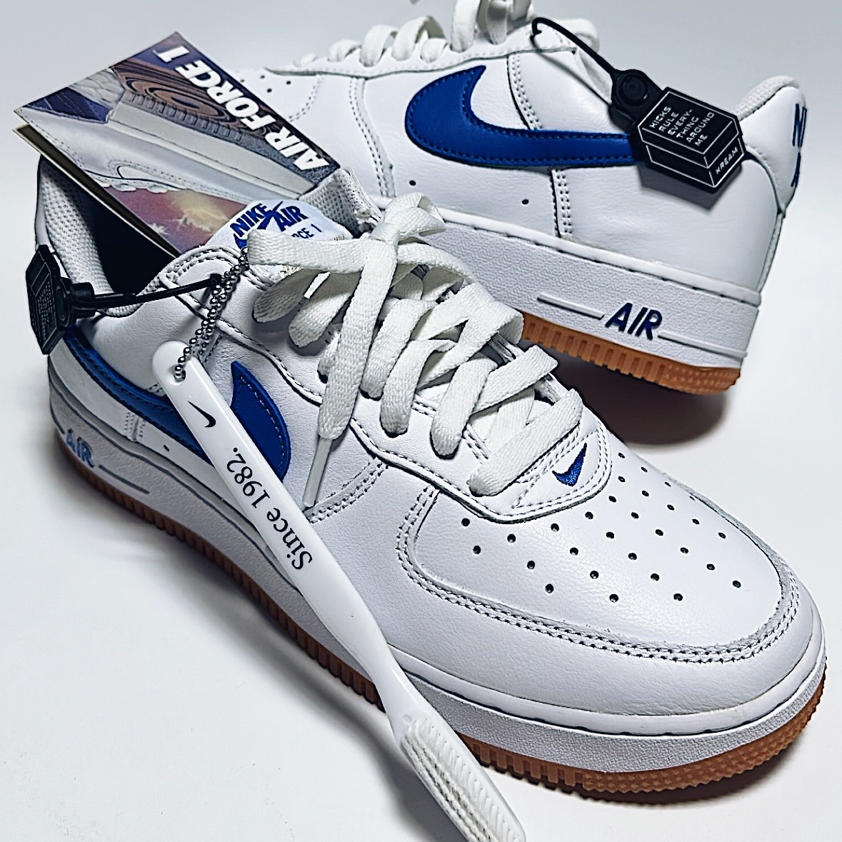 Nike Air Force 1 Low Retro Color of the Month Varsity Royal 착용 스타일 - 3