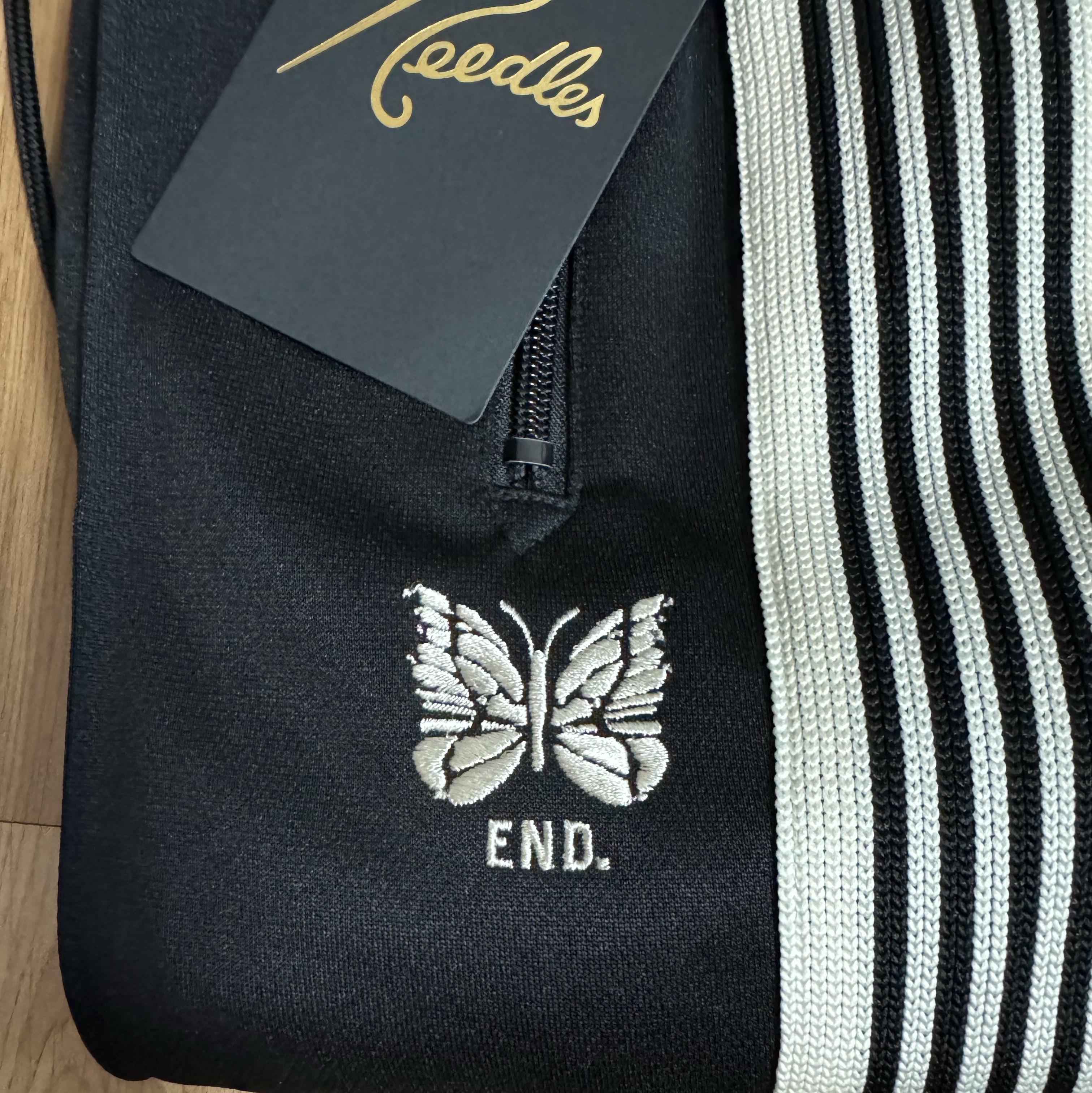 Needles x END. Blackjack Pants Black Pearl 착용 스타일 - 1