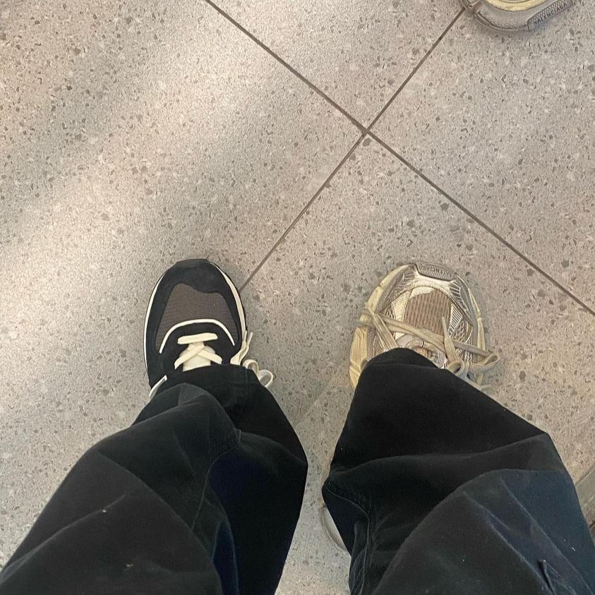 Undermycar Otter Oversized Damage-Washed Hood Zip-Up Sepia - 22FW, Balenciaga 3XL Sneakers Light Beige 착용 스타일 - 2