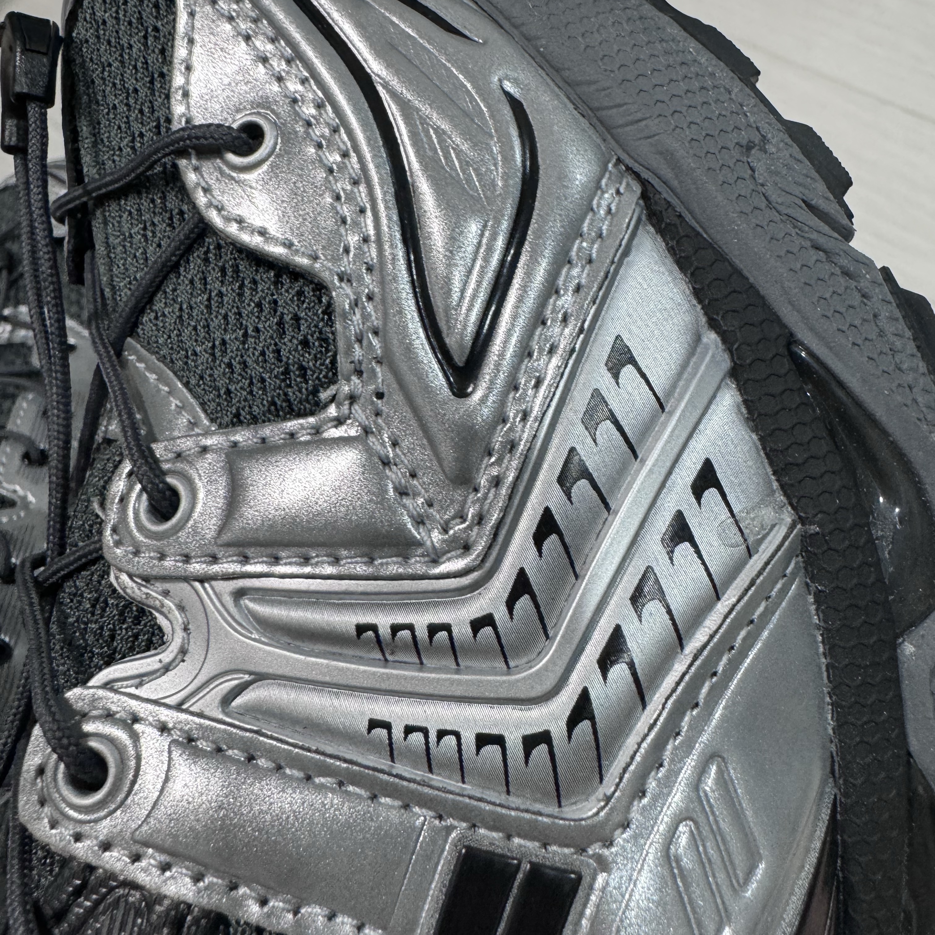 Asics x Unaffected Gel-Kayano 14 Silver Moon 착용 스타일 - 5