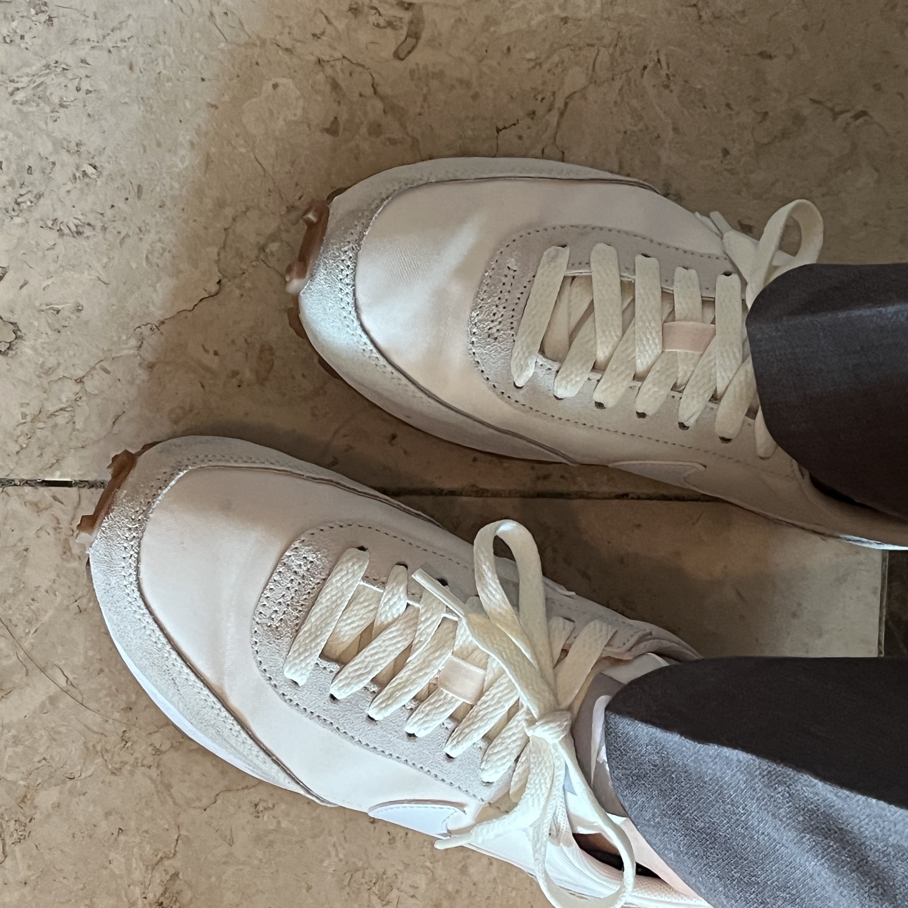 (W) Nike Daybreak Summit White 착용 스타일