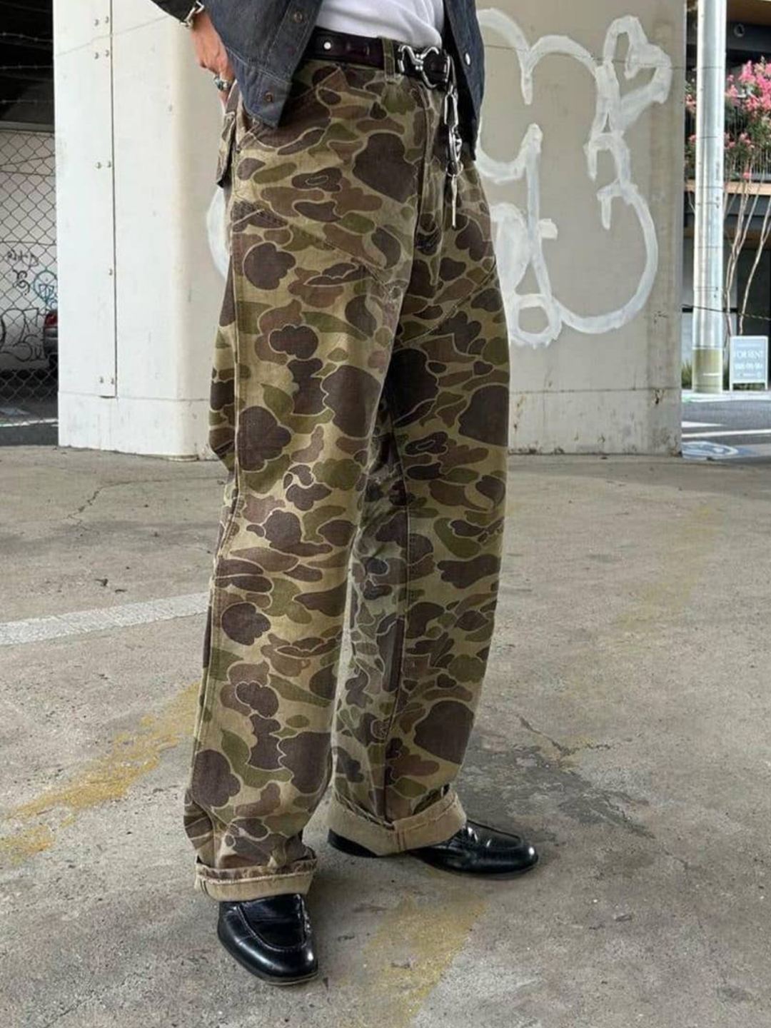 Palace x Carhartt WIP Michigan Coat Dollar Green Camo - 23FW, Palace x Carhartt WIP Double Knee Pants Dollar Green - 23FW 착용 스타일 - 3
