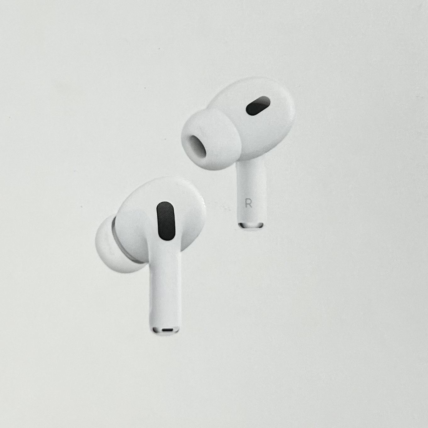 Apple AirPods Pro 2nd Gen (Korean Ver.) 착용 스타일 - 1