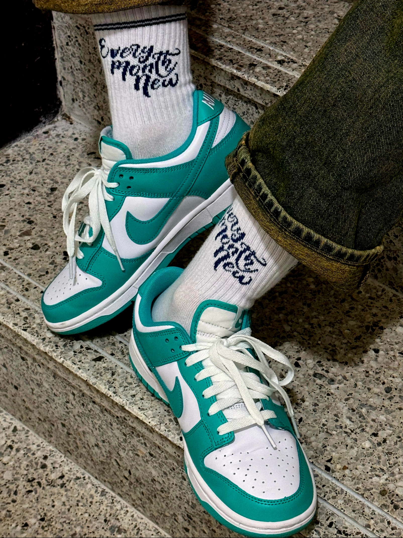 Nike Dunk Low White Clear Jade 착용 스타일 - 4