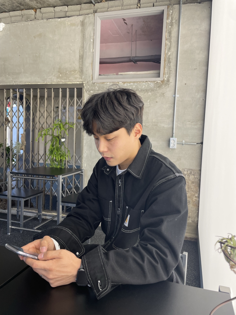 KREAM 프로필 이미지