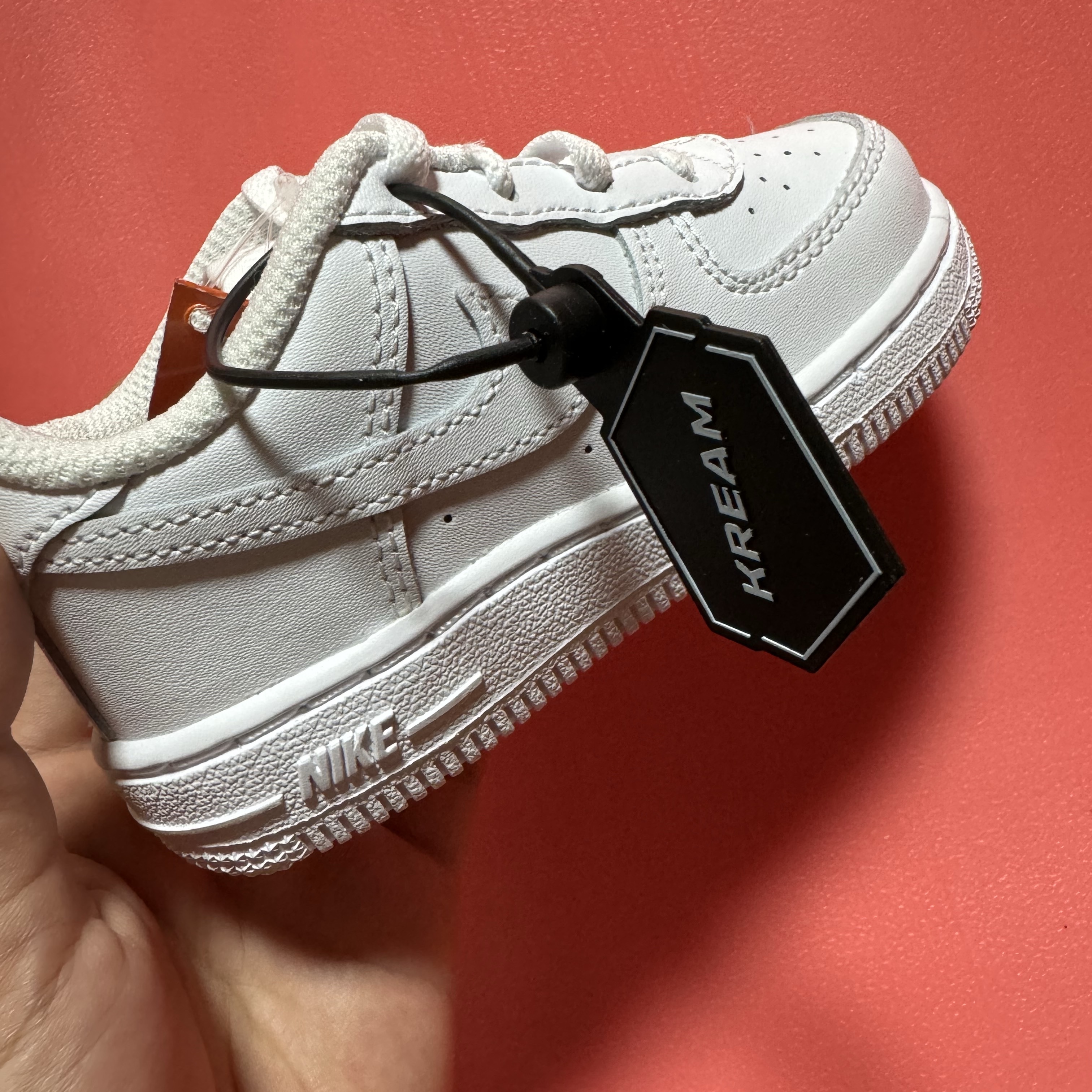(TD) Nike Force 1 LE White 착용 스타일 - 2