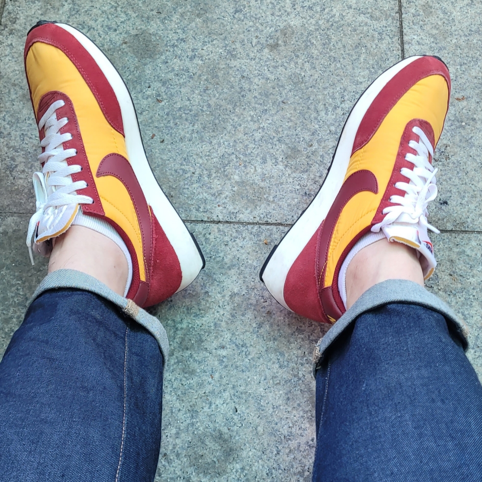 Nike Air Tailwind 79 University Gold Team Red 착용 스타일